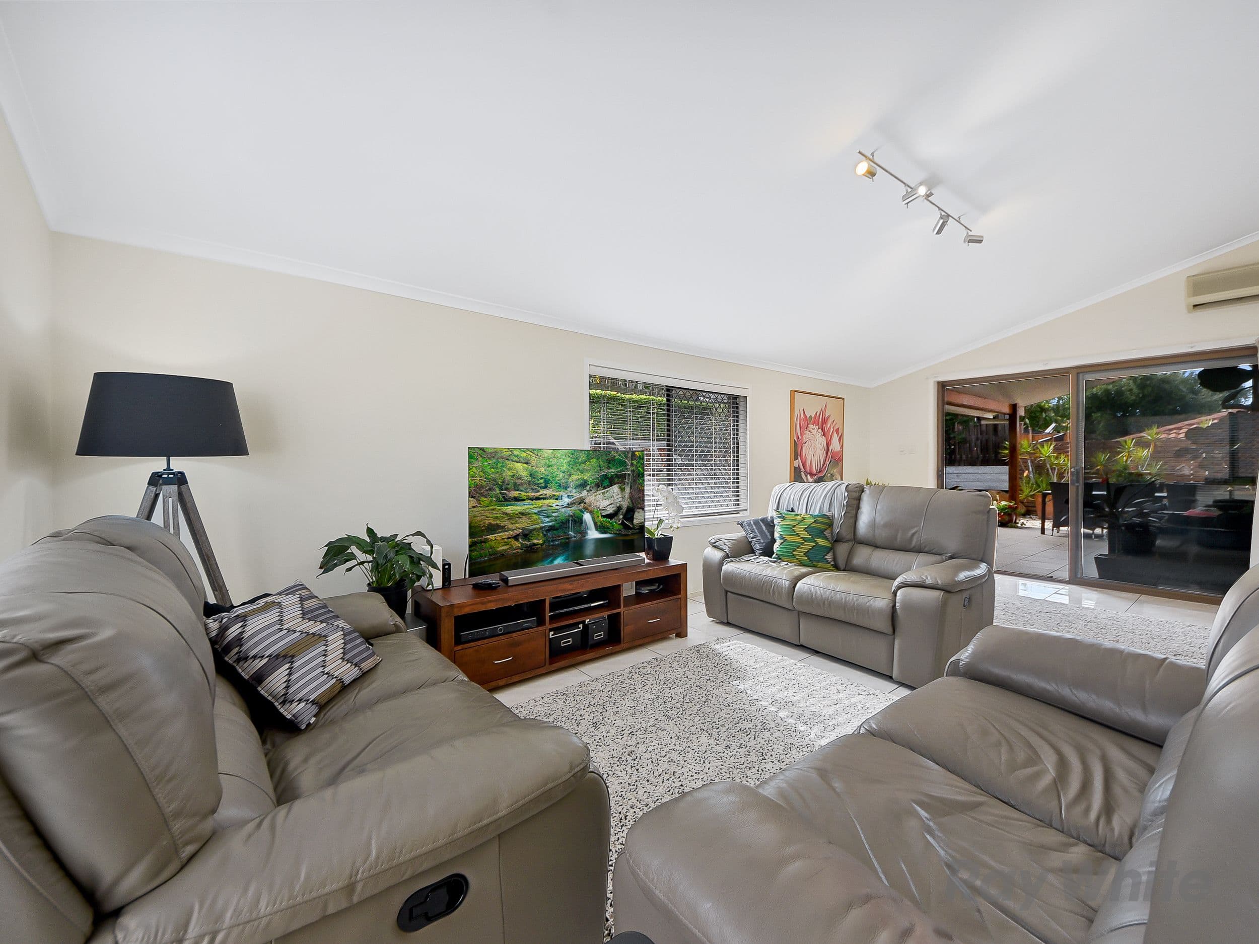 2067 Mount Fox Road, Mount Fox, QLD, Bracken Ridge - Thumbnail 2