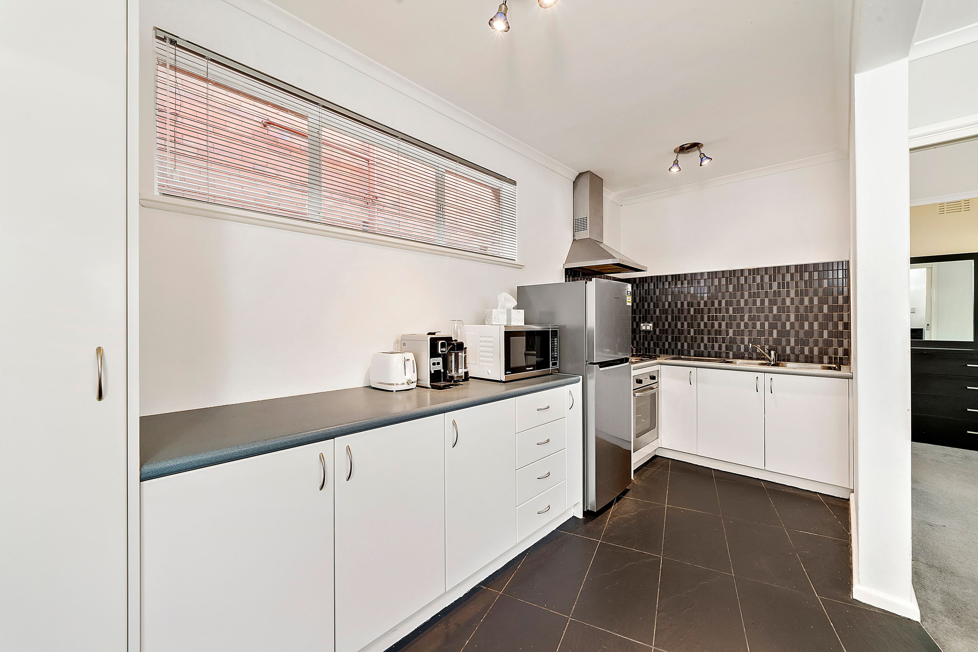 4 Nuyts Street, Red Hill ACT 2603, Red Hill - Thumbnail 6