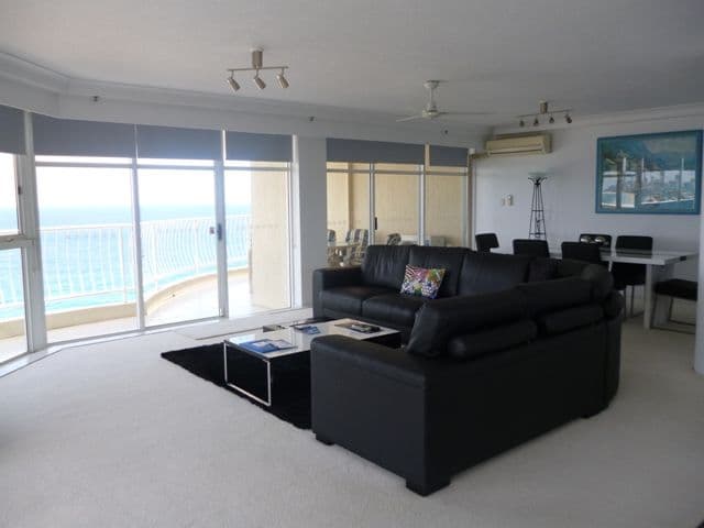238 The Esplanade, Burleigh Heads QLD 4220, Burleigh Heads - Thumbnail 5