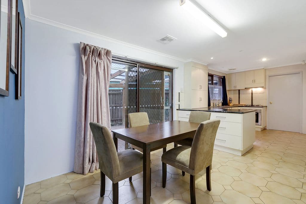 72 Derby Drive, Epping VIC 3076, Epping - Thumbnail 3
