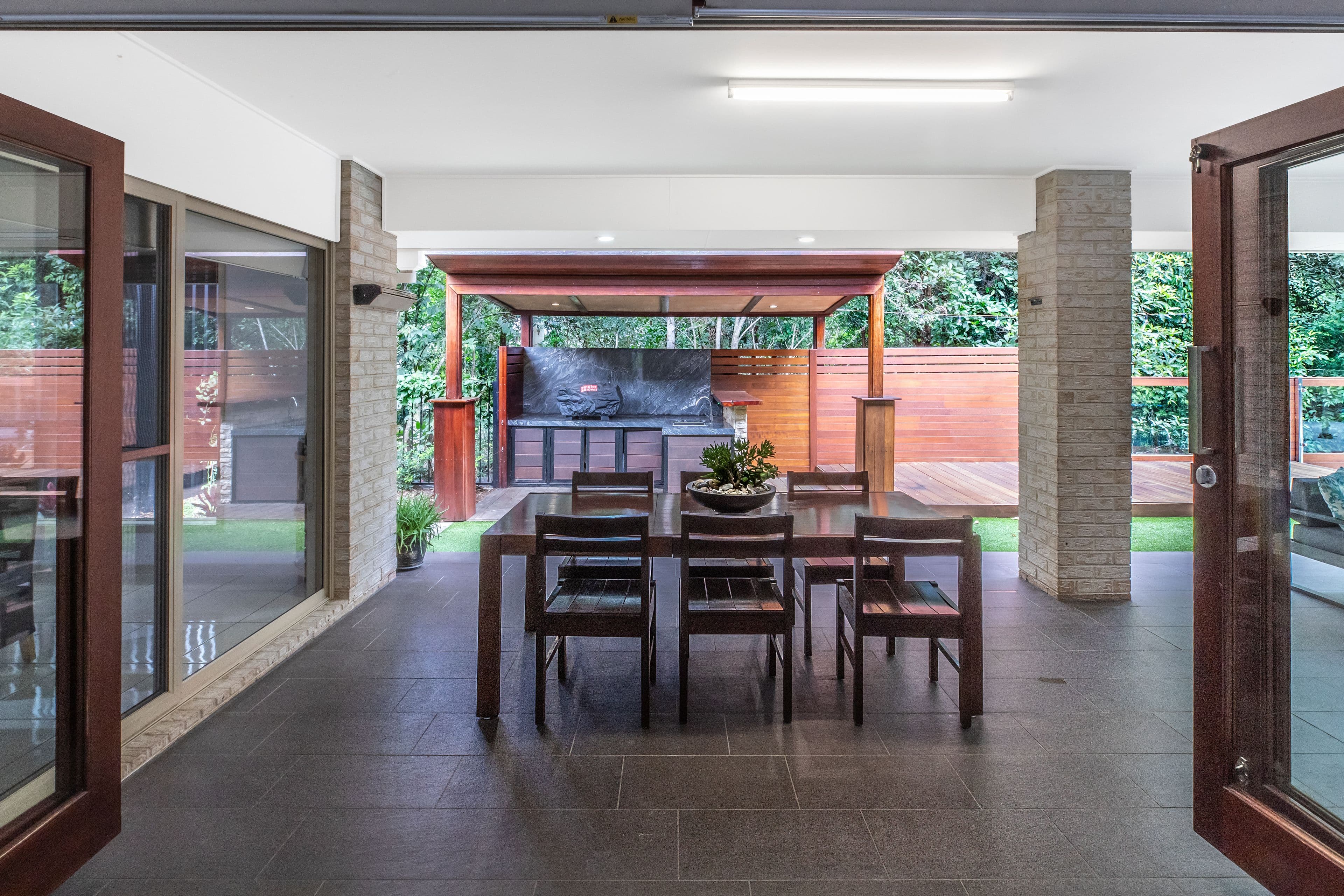 4 Lowe Court, Maudsland QLD 4210, Maudsland - Thumbnail 6