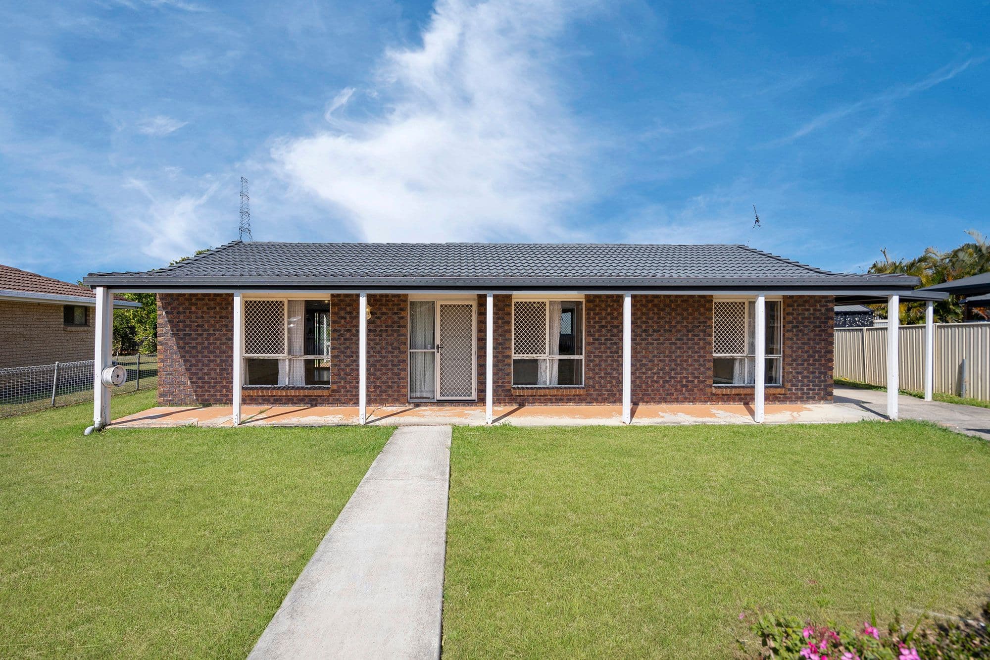 14 Glendevon Crescent, Mount Warren Park QLD 4207, Mount Warren Park - Thumbnail 2