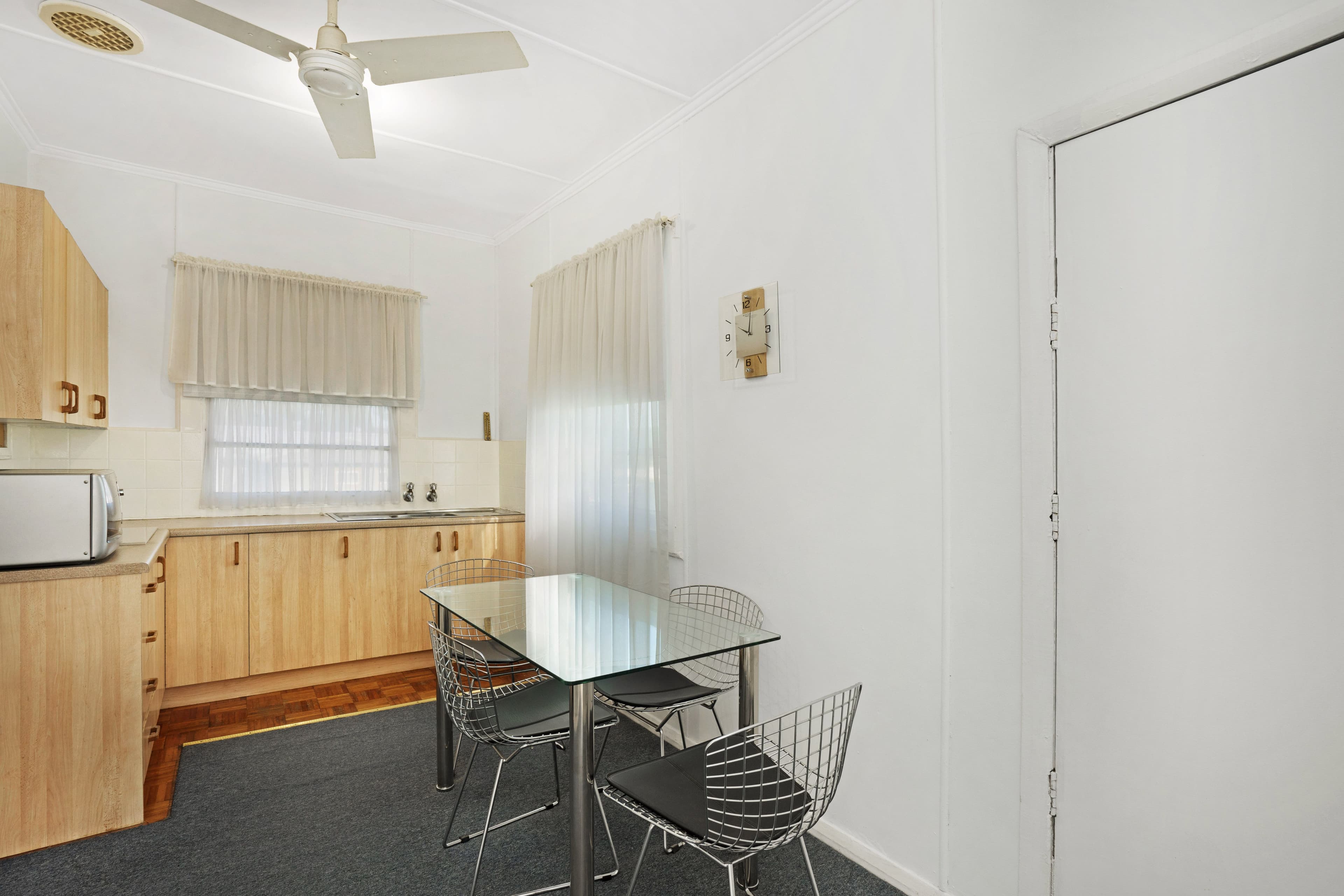 8 Station Street, Greta - Thumbnail 2