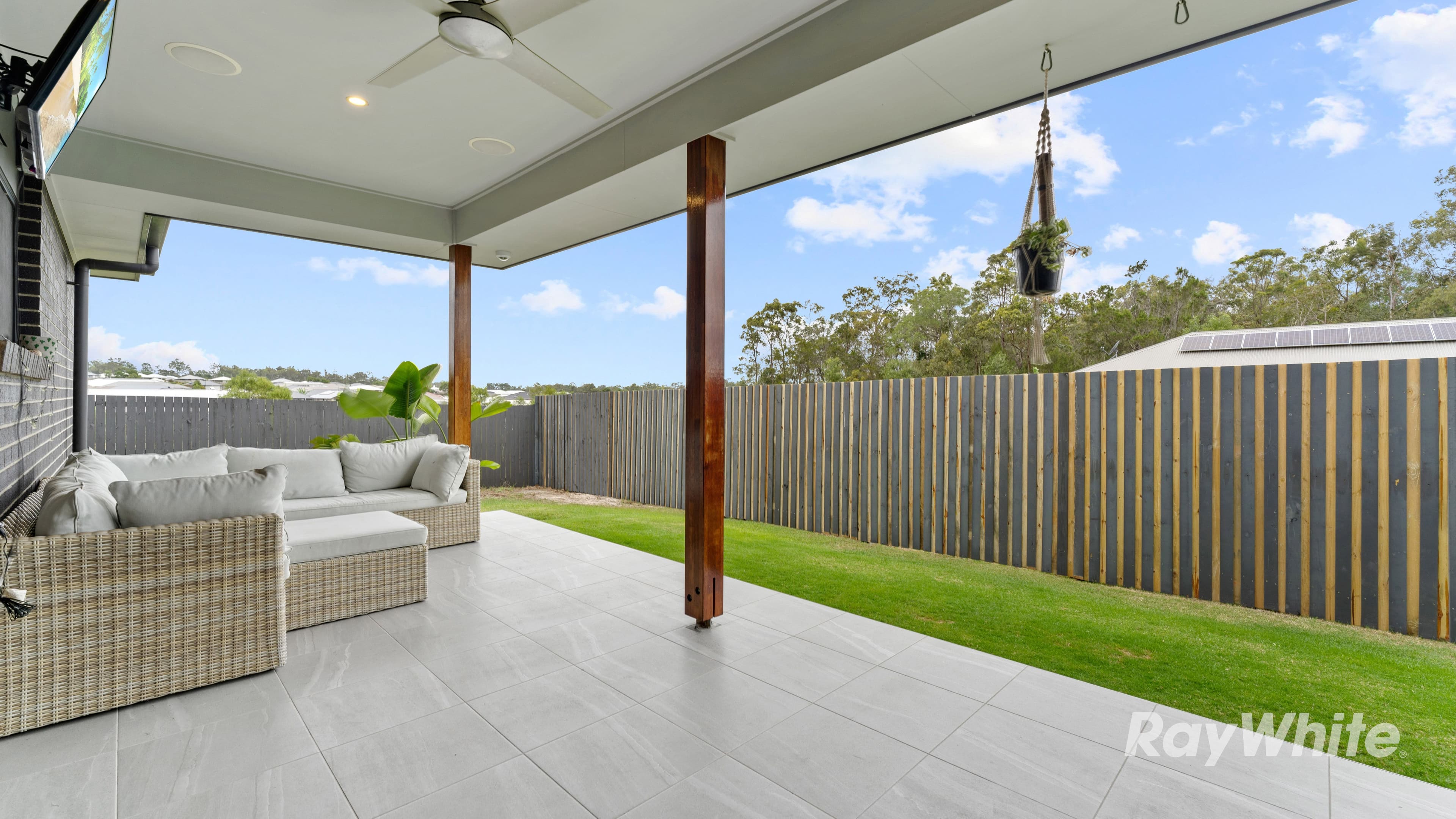 14 Mount Cooroora Street, Park Ridge QLD 4125, Park Ridge - Thumbnail 4