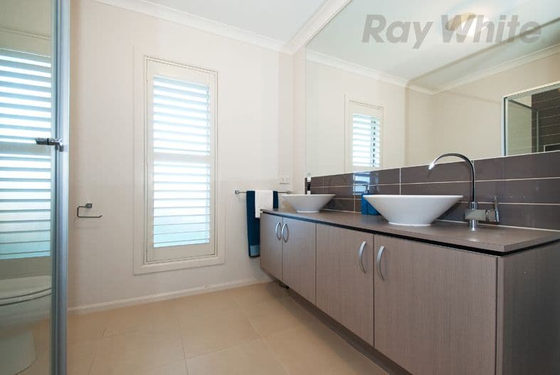 6 LYNDHURST Close, CROYDON VIC 3136, Croydon - Thumbnail 8