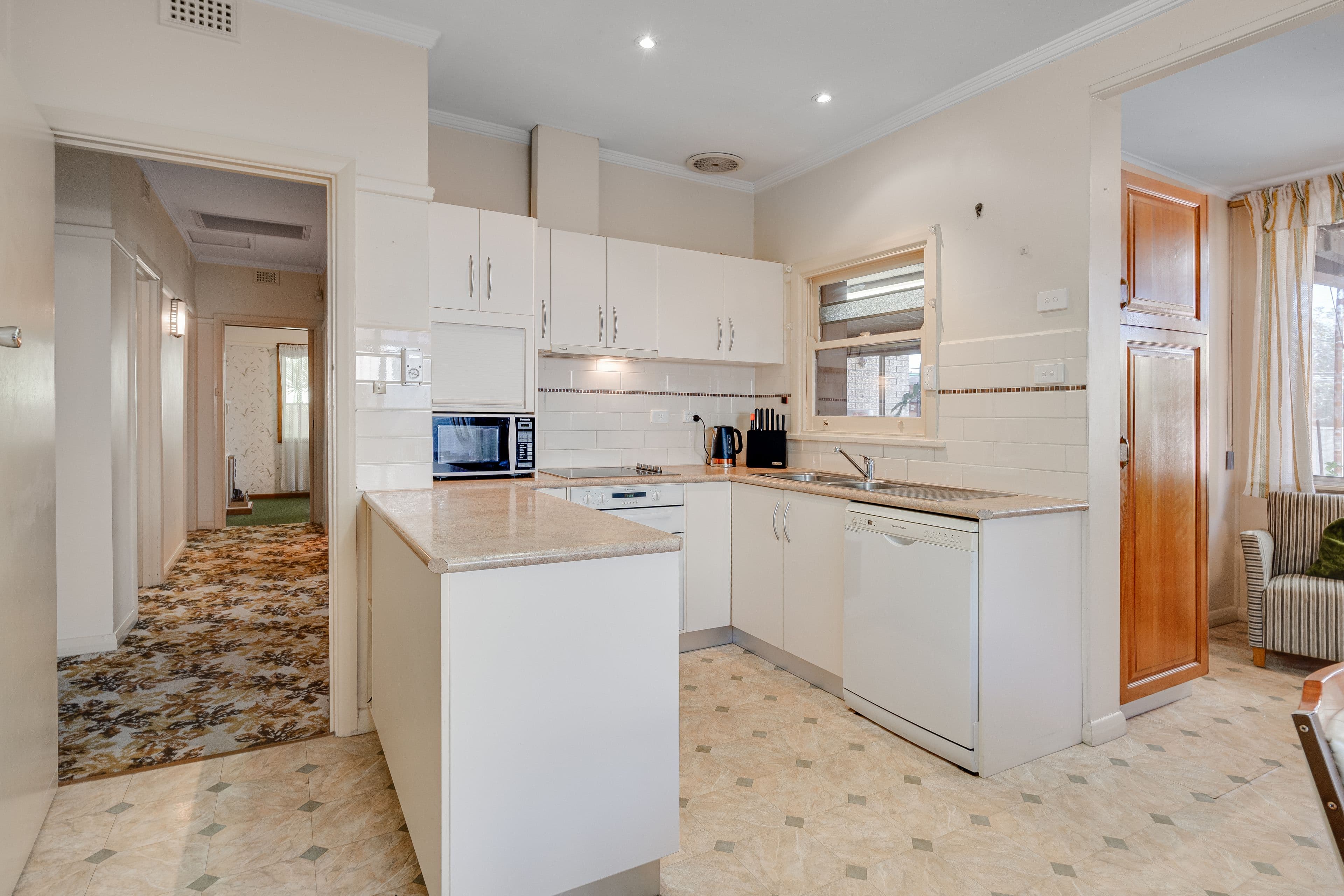 250 Hanson Road, Mansfield Park SA 5012, Mansfield Park - Thumbnail 4