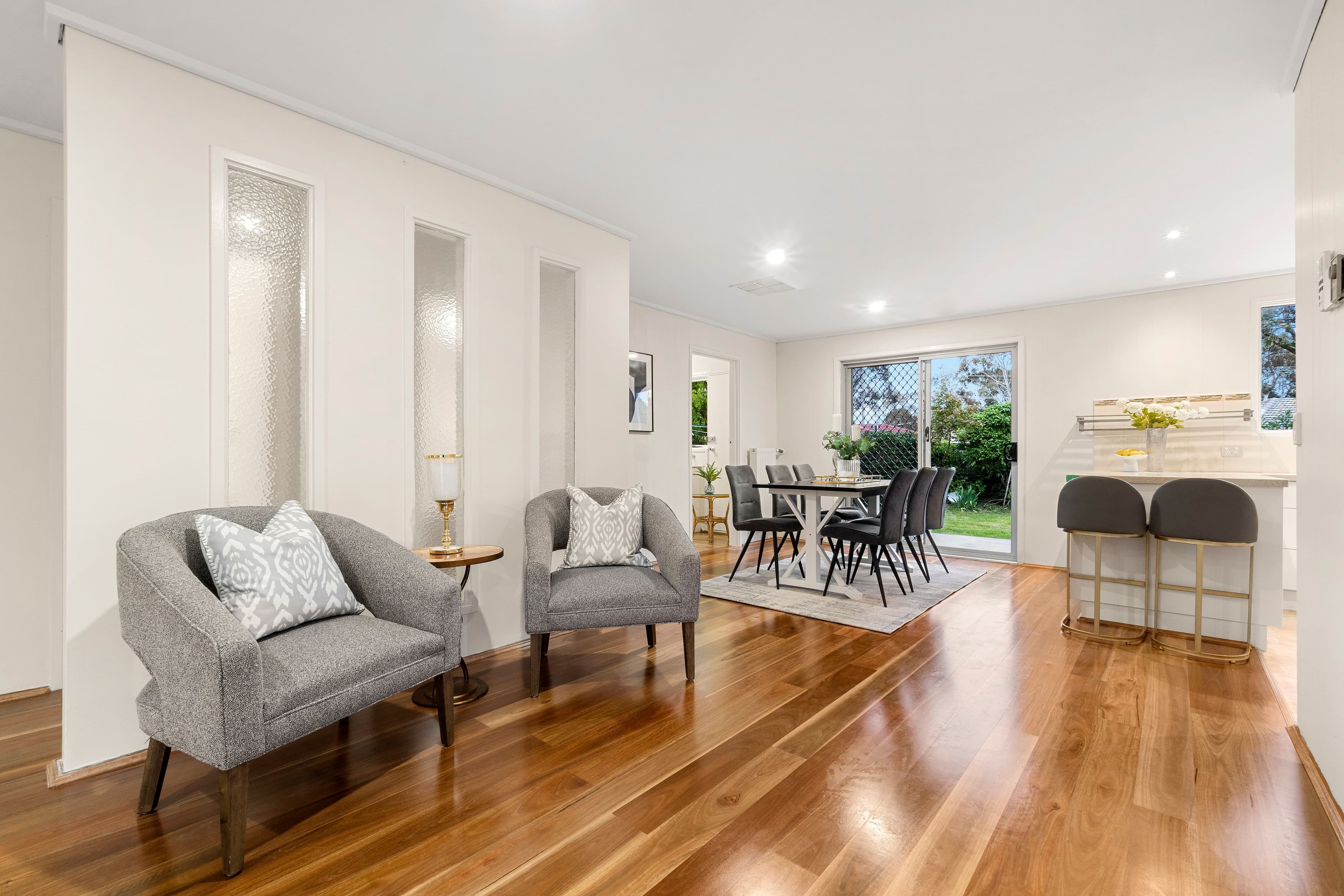 24 Lennox Avenue, Glen Waverley VIC 3150, Glen Waverley - Thumbnail 3