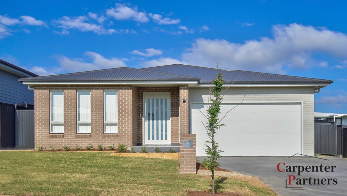 23 Roy Crescent, THIRLMERE, Thirlmere - Thumbnail 3