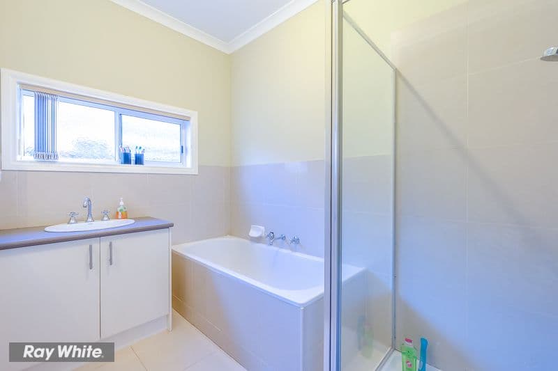 18 Harrow Place, Truganina VIC 3029, Truganina - Thumbnail 6
