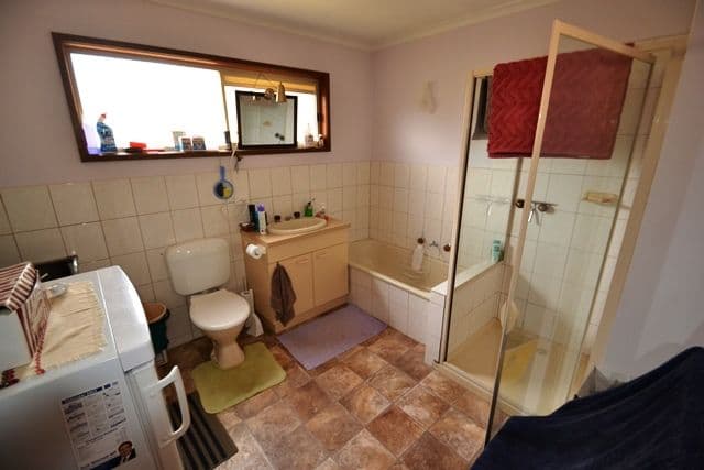 30 Clarey Avenue, SEYMOUR VIC 3660, Seymour - Thumbnail 5