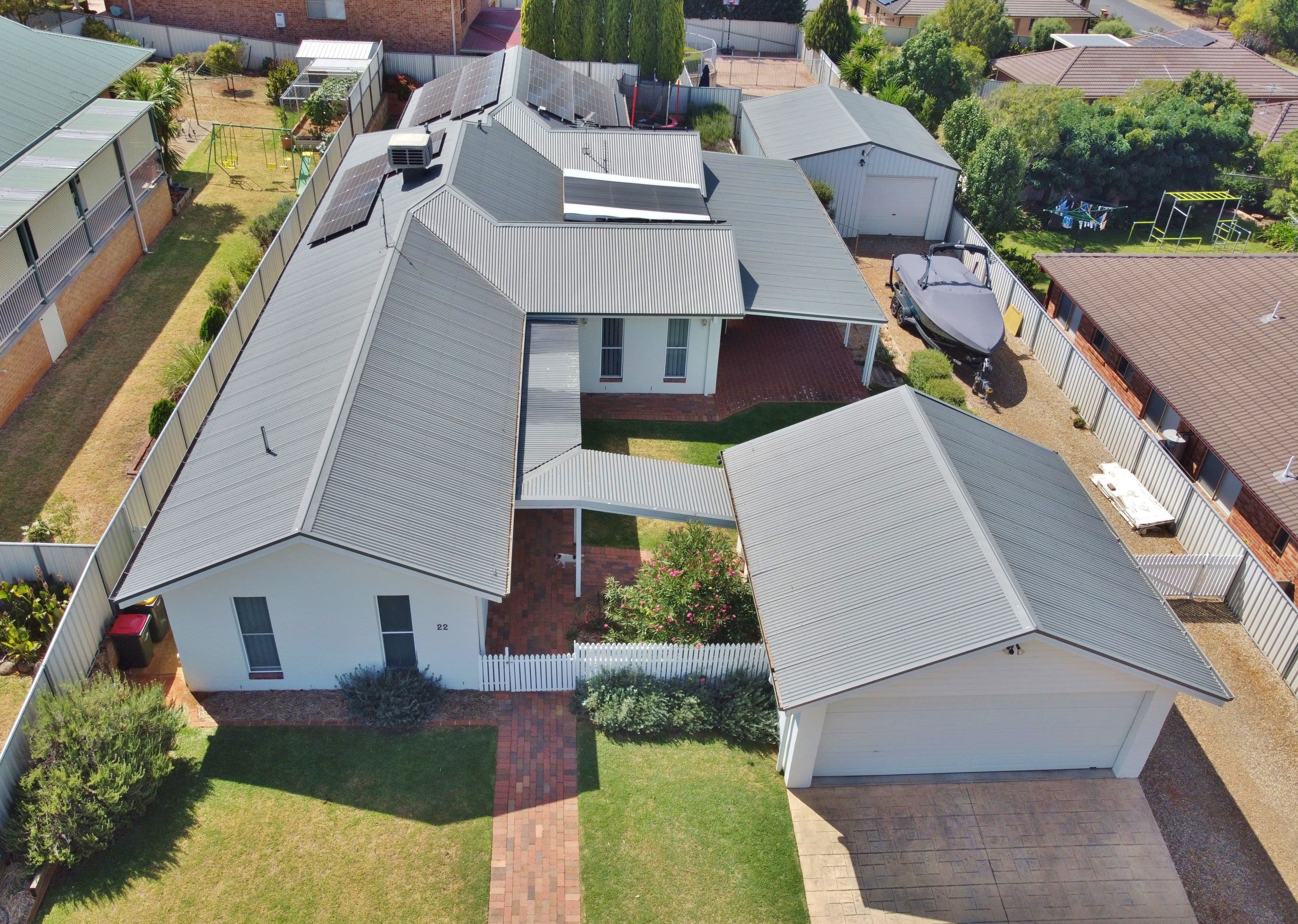 22 Mathew Street, Young NSW 2594, Young - Thumbnail 2