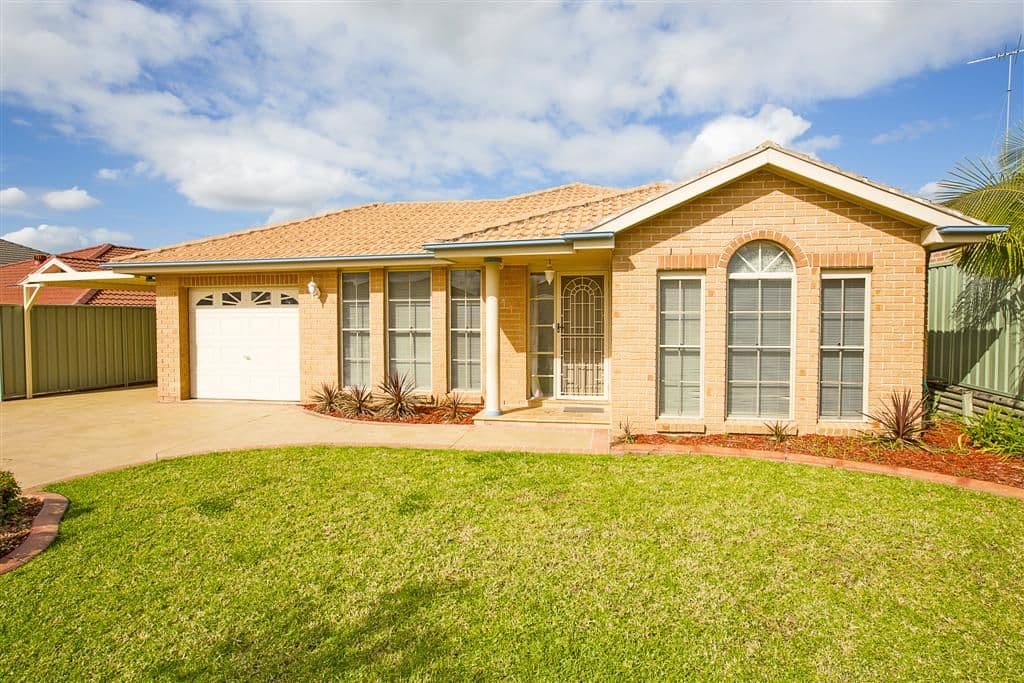 18 Waringa Crescent, GLENMORE PARK NSW 2745, Glenmore Park - Image 1
