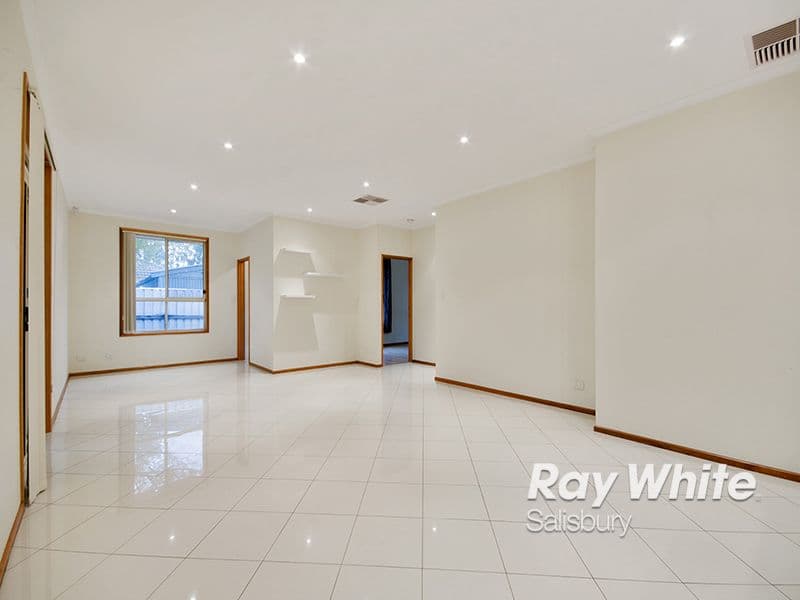 33 Maria Street, Salisbury Downs SA 5108, Salisbury Downs - Thumbnail 2