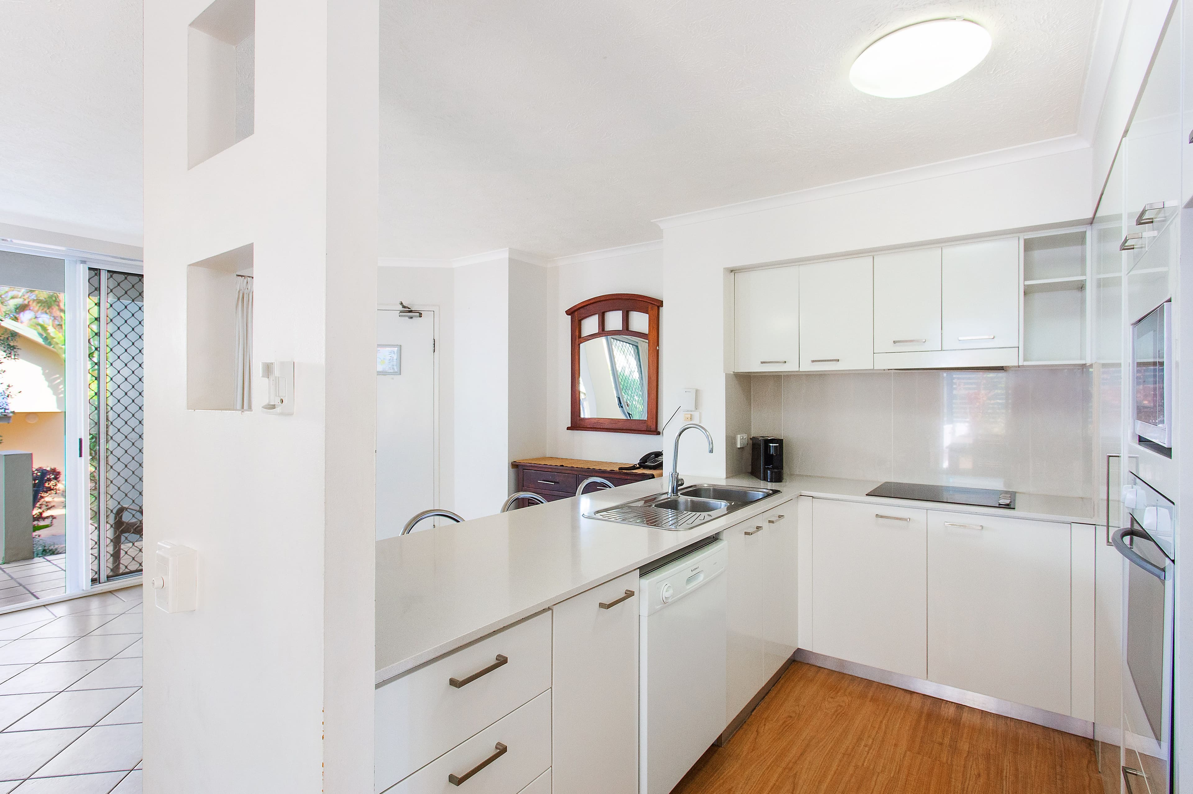 71 'Diamond Beach' 10-16 Alexandra Avenue, Mermaid Beach QLD 4218, Mermaid Beach - Thumbnail 3