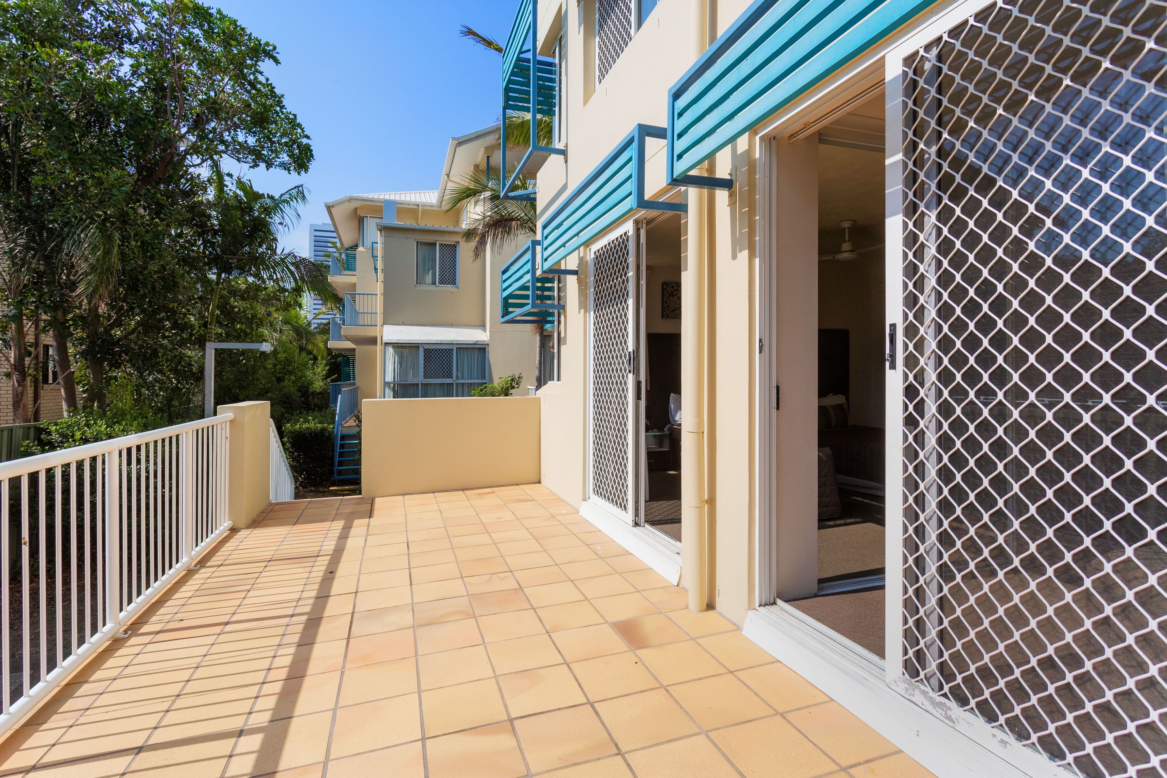 71 'Diamond Beach' 10-16 Alexandra Avenue, Mermaid Beach QLD 4218, Mermaid Beach - Thumbnail 8