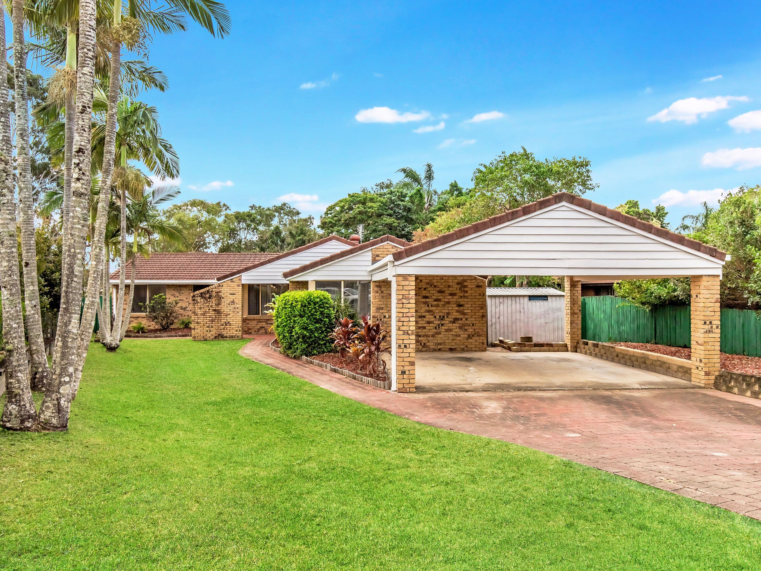 22 Cadell Drive, Helensvale QLD 4212, Helensvale - Thumbnail 2