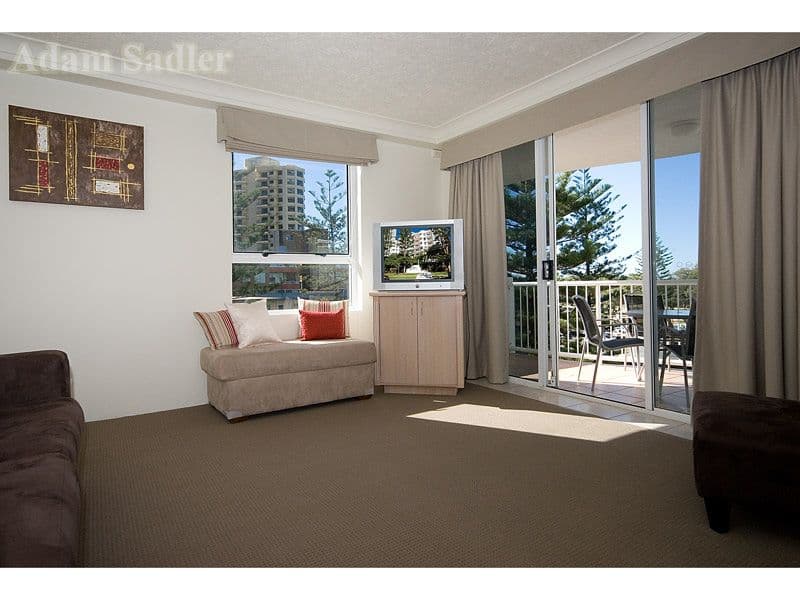 401 'Ritz on the Beach' 8 Philip Avenue, BROADBEACH QLD 4218, Broadbeach - Thumbnail 3