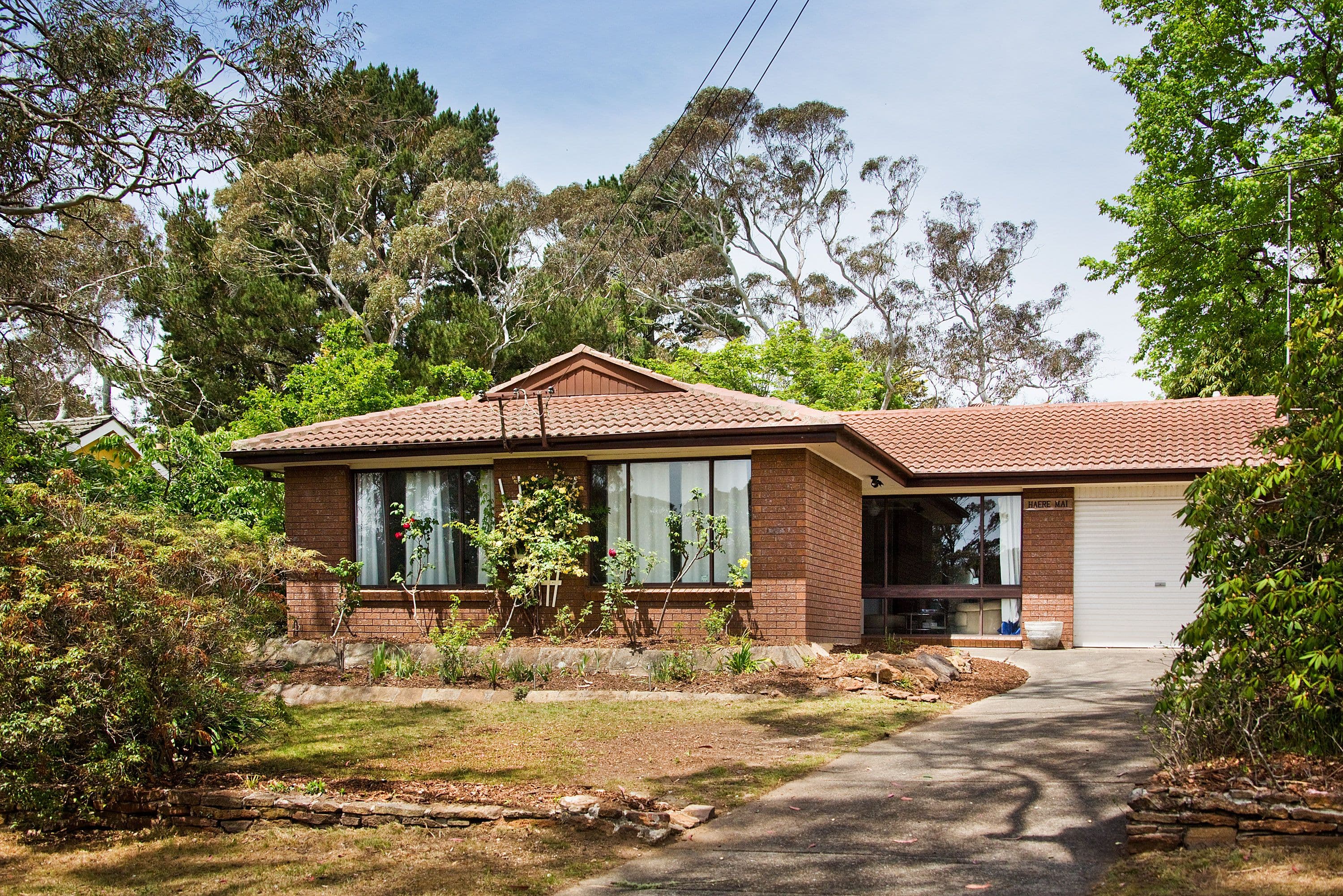 5 Brightlands Avenue, Blackheath - Thumbnail 2