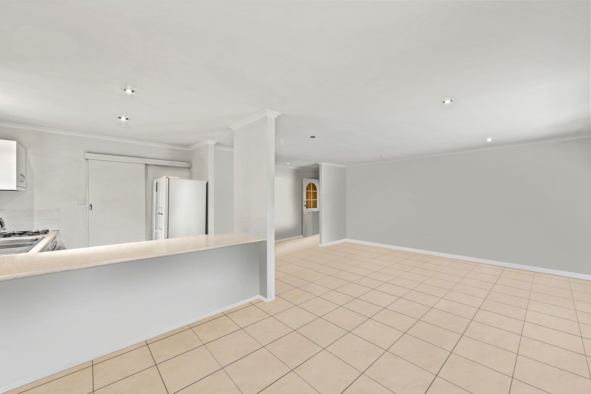 51 Surfers Avenue, Mermaid Waters QLD 4218, Mermaid Waters - Thumbnail 4