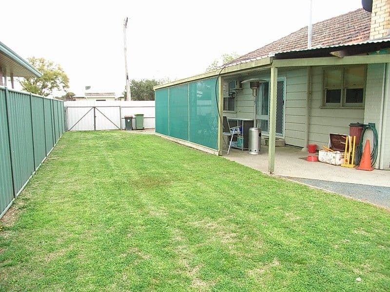 13 Haverfield Street, ECHUCA VIC 3564, Echuca - Thumbnail 4