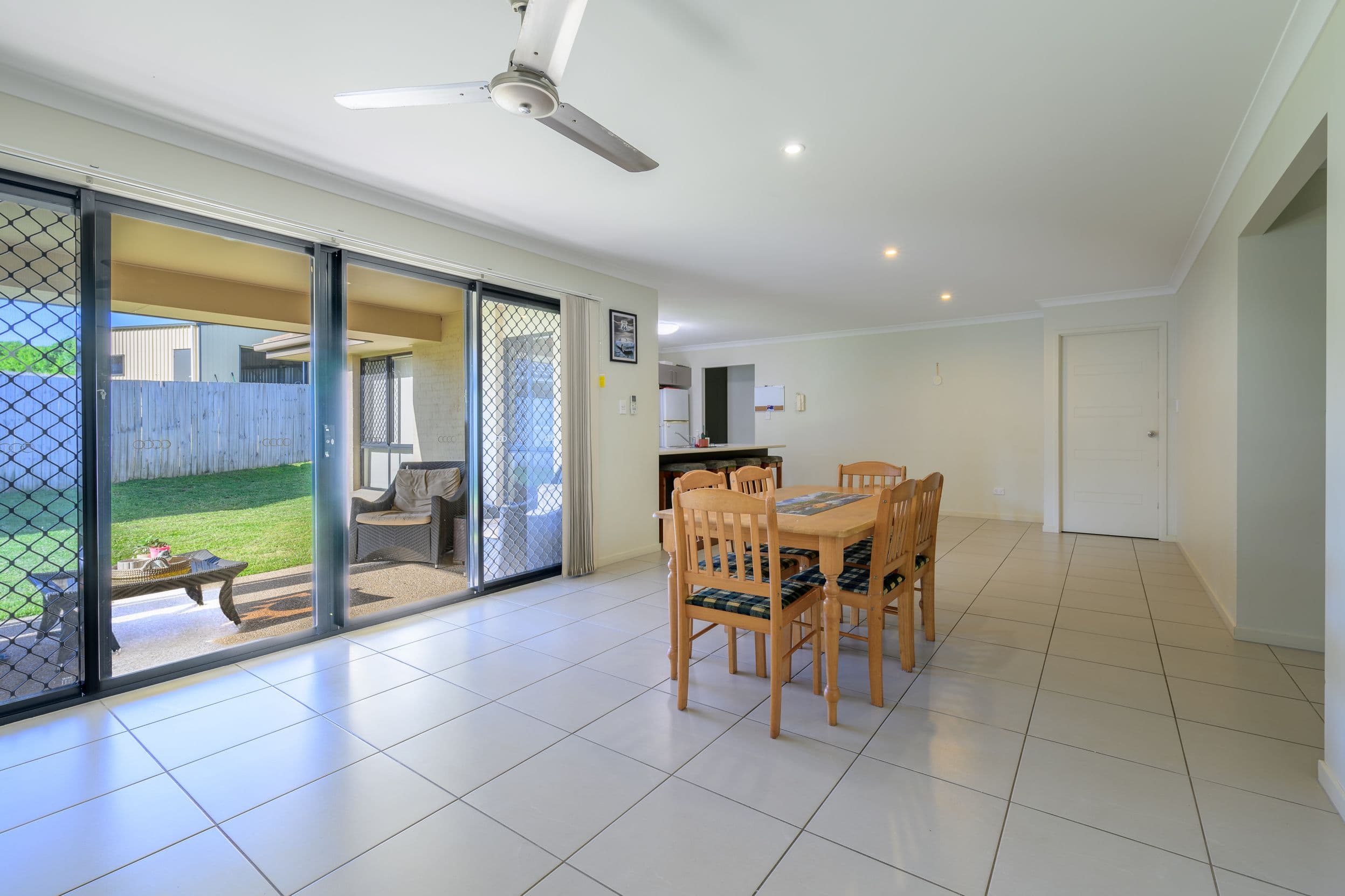 43 Briffney Street, Kirkwood QLD 4680, Kirkwood - Thumbnail 5