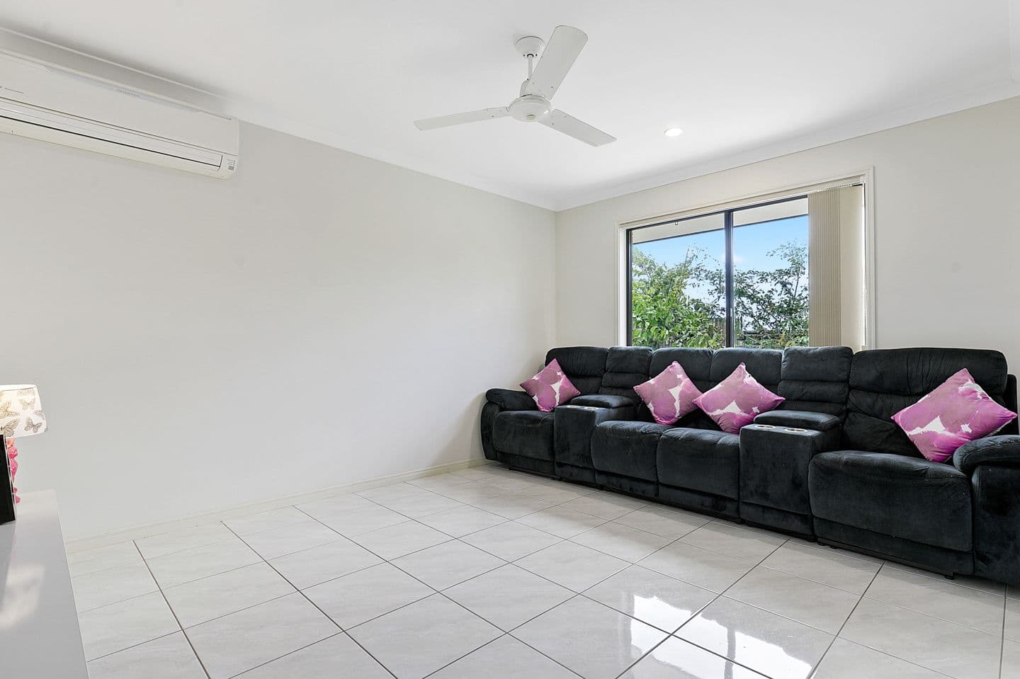 1 Earl Saint Vincent Circuit, Eli Waters QLD 4655, Eli Waters - Thumbnail 6