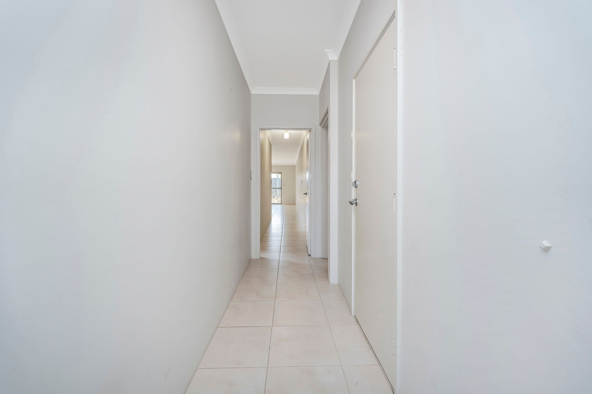 6 Indigo Bend, Wellard WA 6170, Wellard - Thumbnail 3