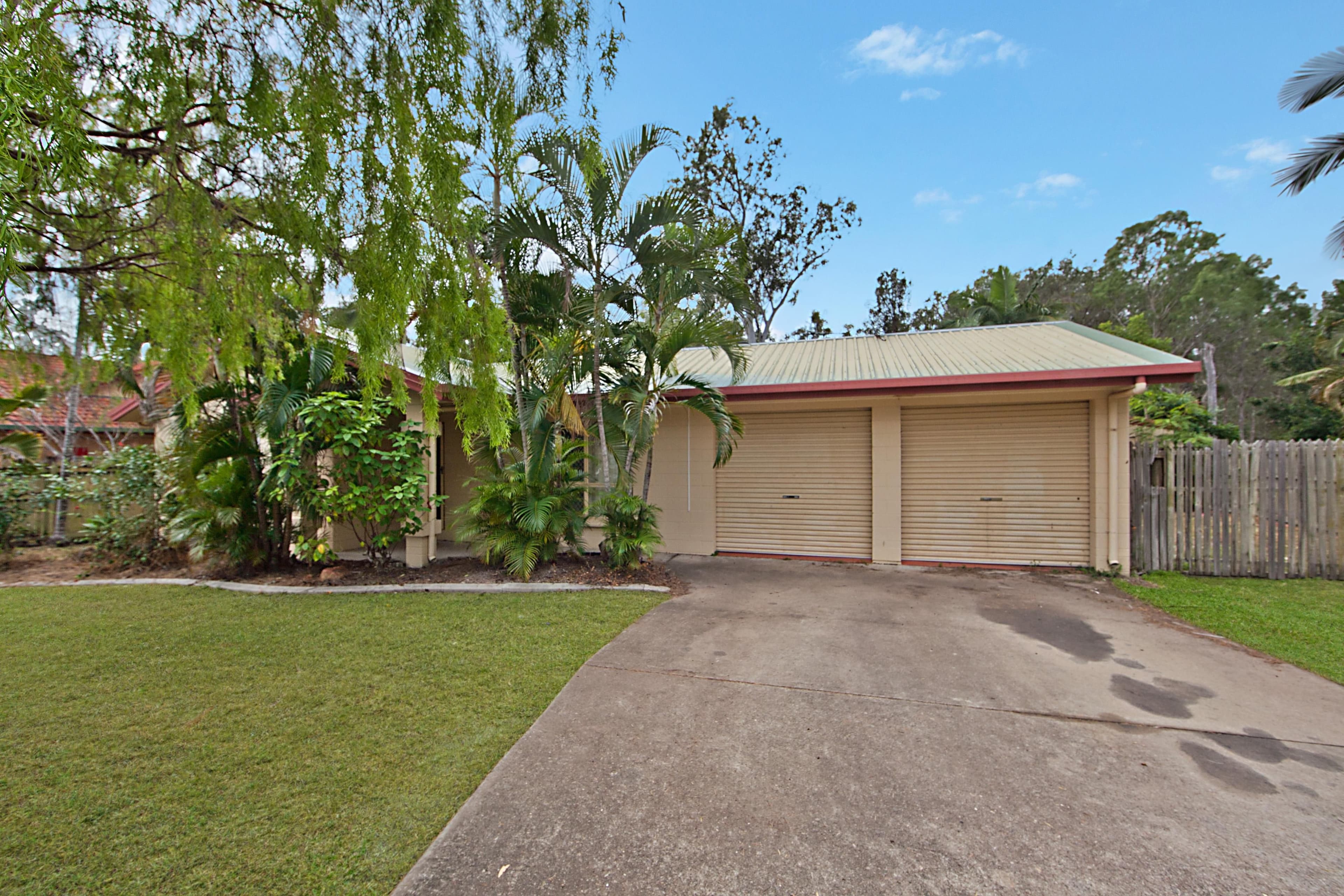 16 Luke Court, Bushland Beach QLD 4818, Bushland Beach - Image 1