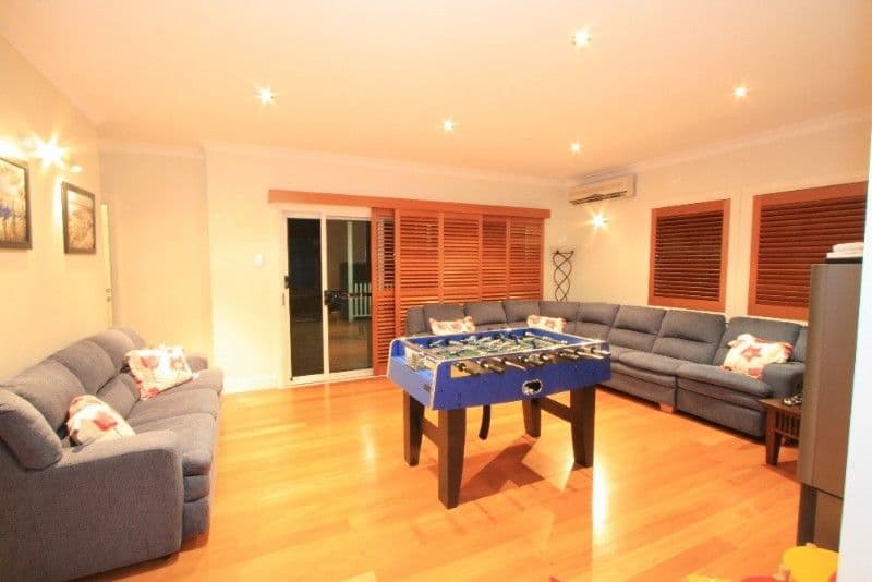 19 Lloyd Street, CAMP HILL QLD 4152, Camp Hill - Thumbnail 8