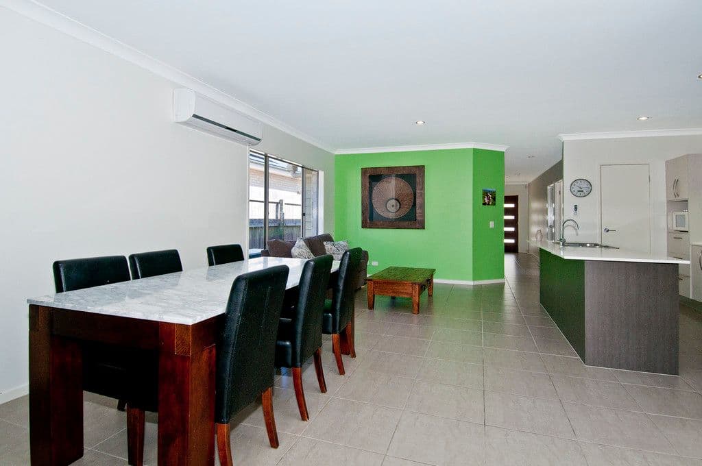 4 Kanimbla Street, Holmview QLD 4207, Holmview - Thumbnail 3