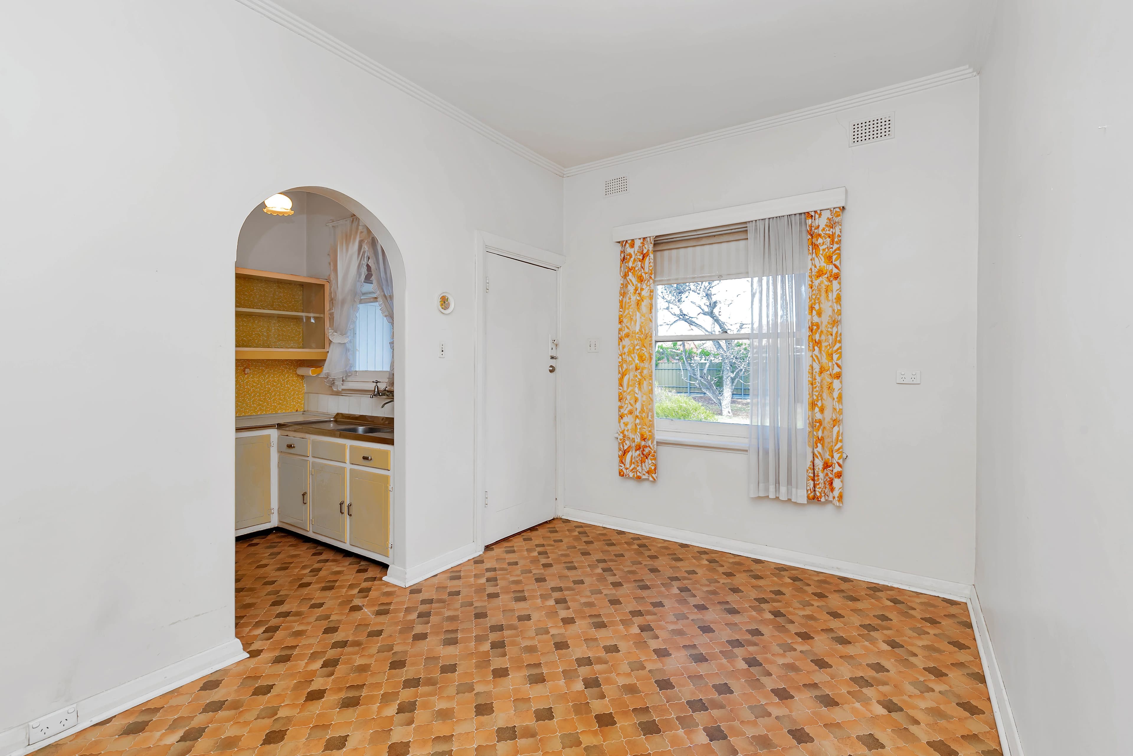 19 Nelson Avenue, Flinders Park SA 5025, Flinders Park - Thumbnail 4