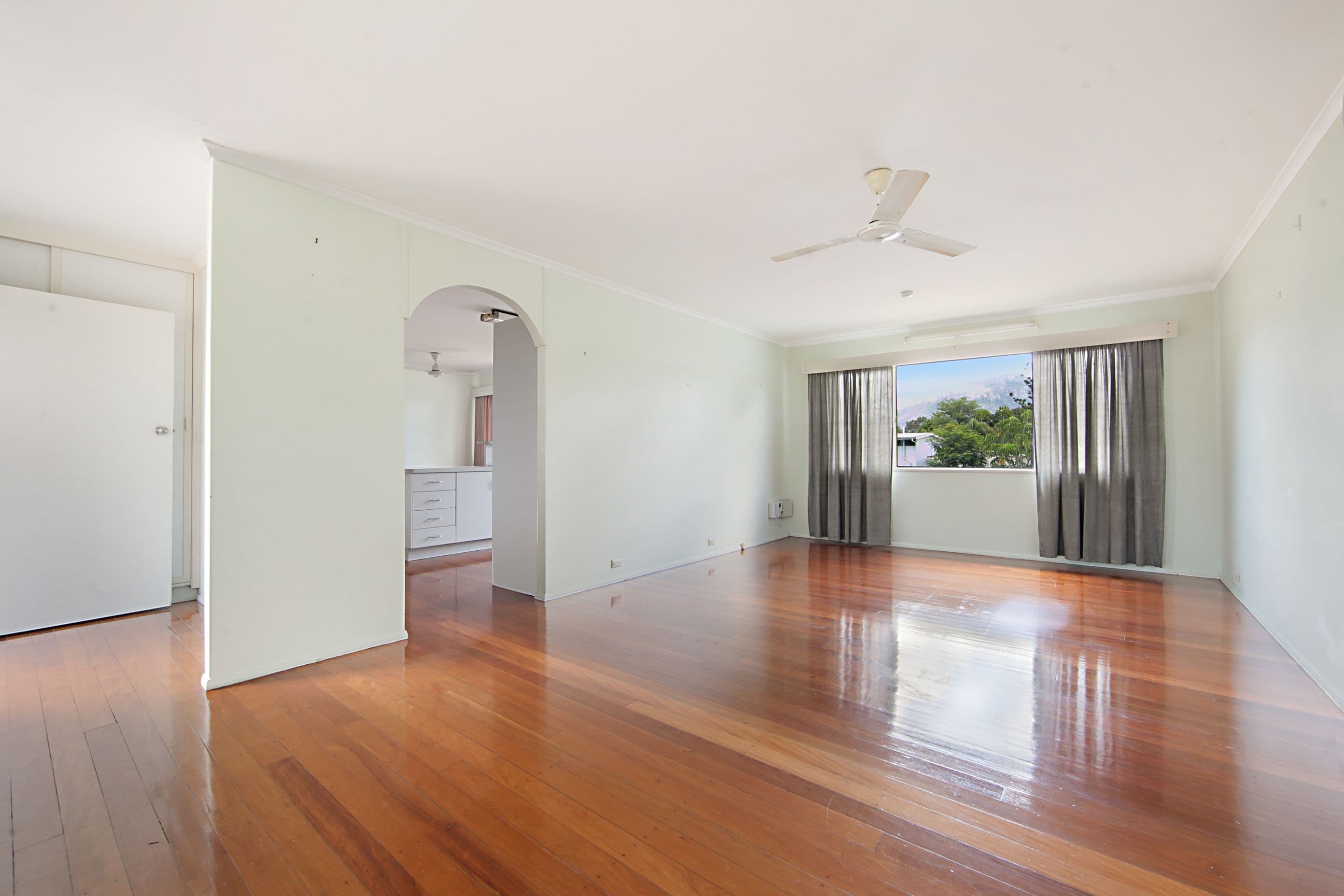 12 Werona Street, Mundingburra QLD 4812, Mundingburra - Thumbnail 2