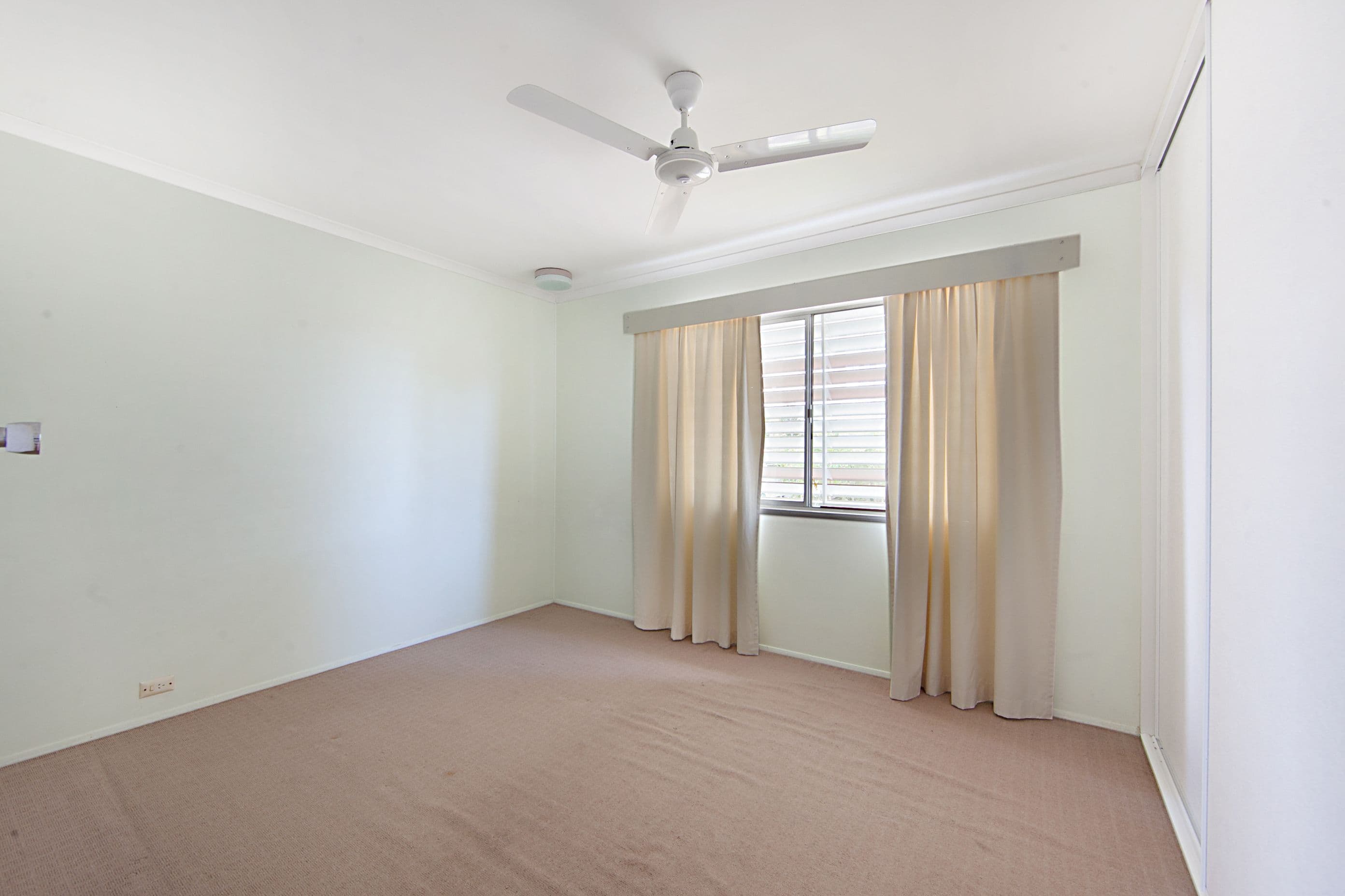 12 Werona Street, Mundingburra QLD 4812, Mundingburra - Thumbnail 5