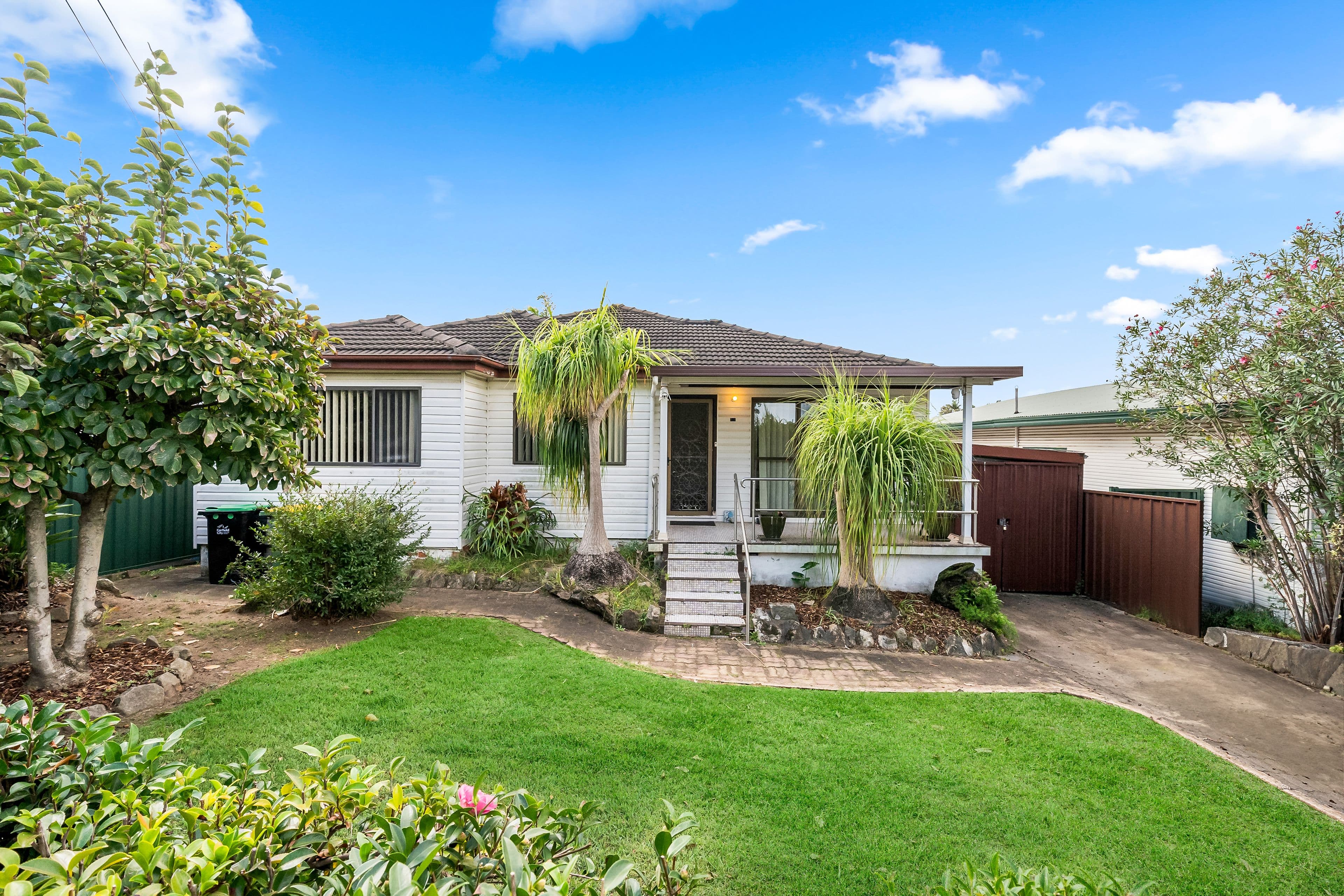 45 Dee Street, MOUNT MORGAN, Smithfield - Image 1