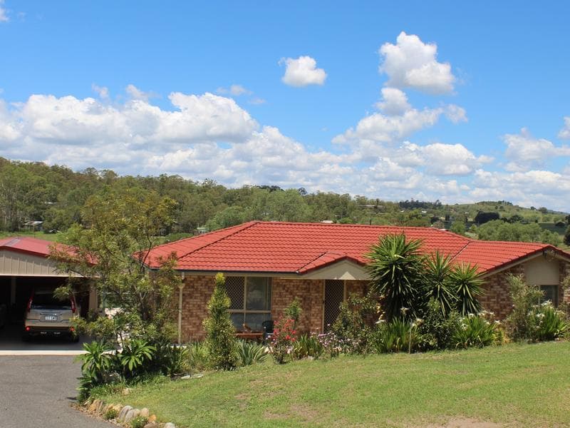 28 Carol-Anne Court, Regency Downs, QLD, 4341, Regency Downs - Thumbnail 2
