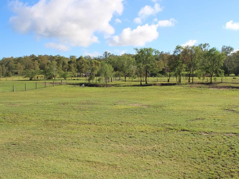 28 Carol-Anne Court, Regency Downs, QLD, 4341, Regency Downs - Thumbnail 3