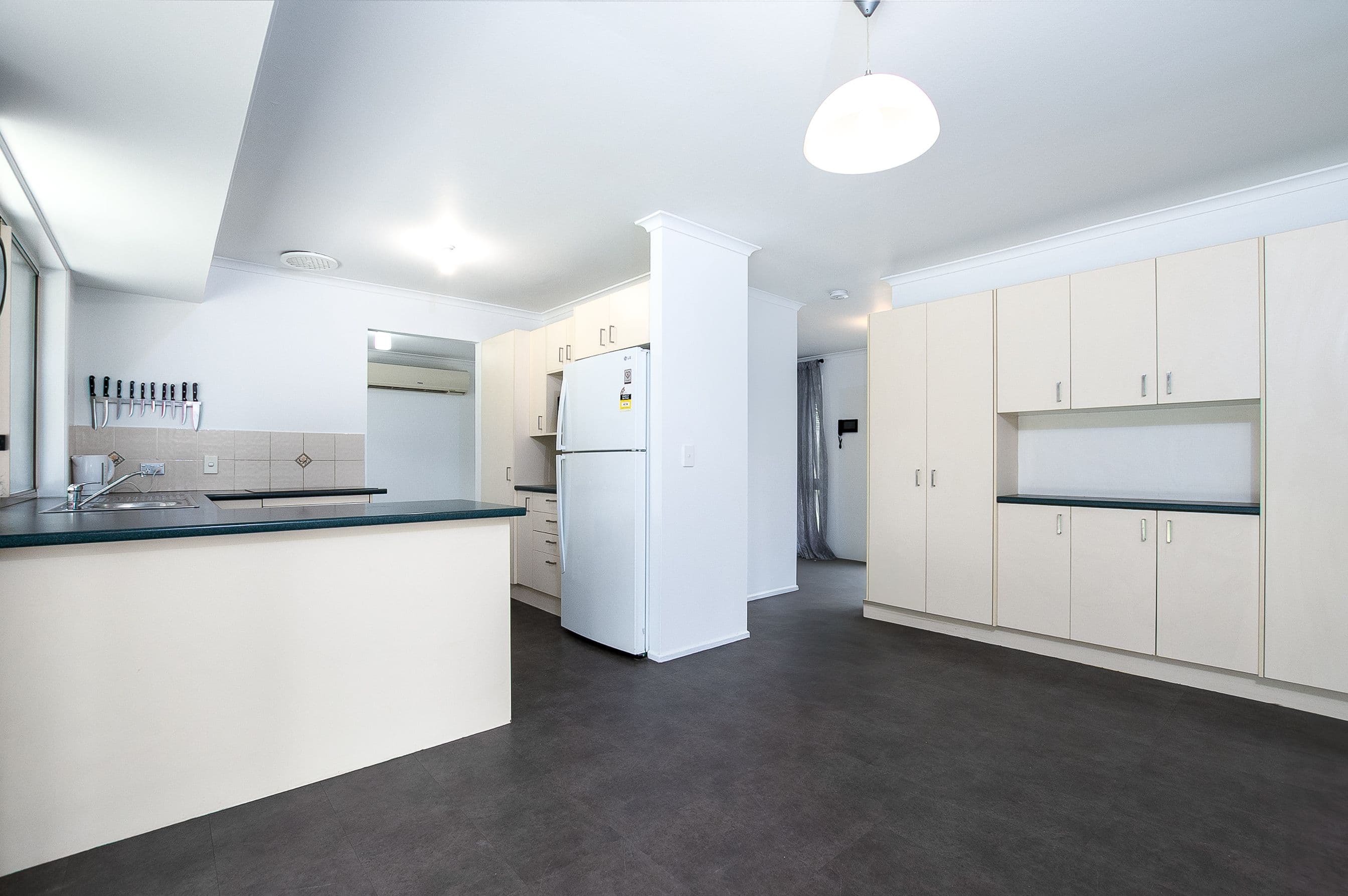 14 Kerwin Street, Redbank Plains QLD 4301, Redbank Plains - Thumbnail 4
