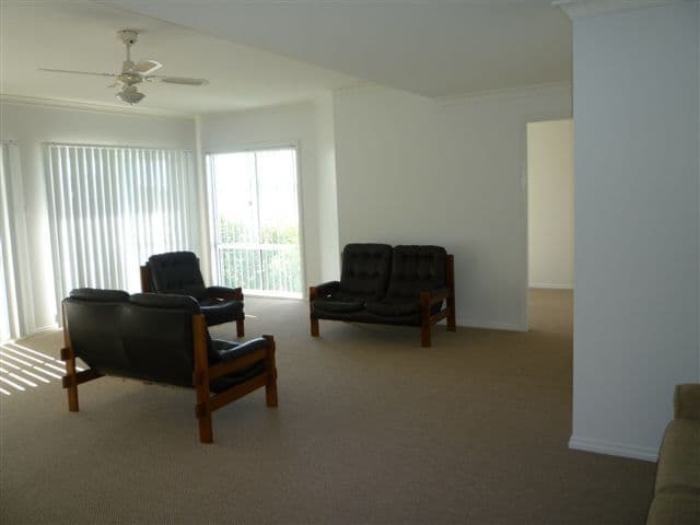 CAREY BAY NSW 2283, Carey Bay - Thumbnail 4