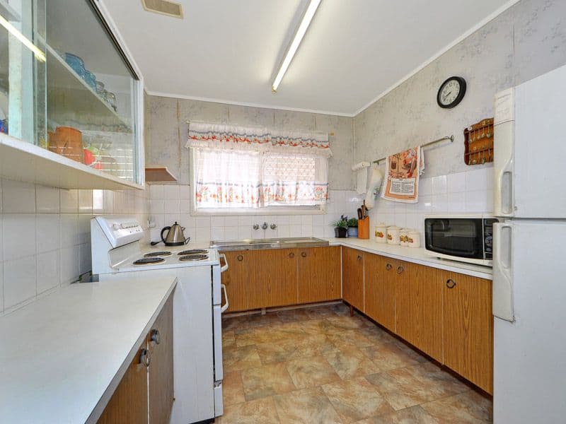 14 Dawn Parade, Miami QLD 4220, Miami - Thumbnail 5