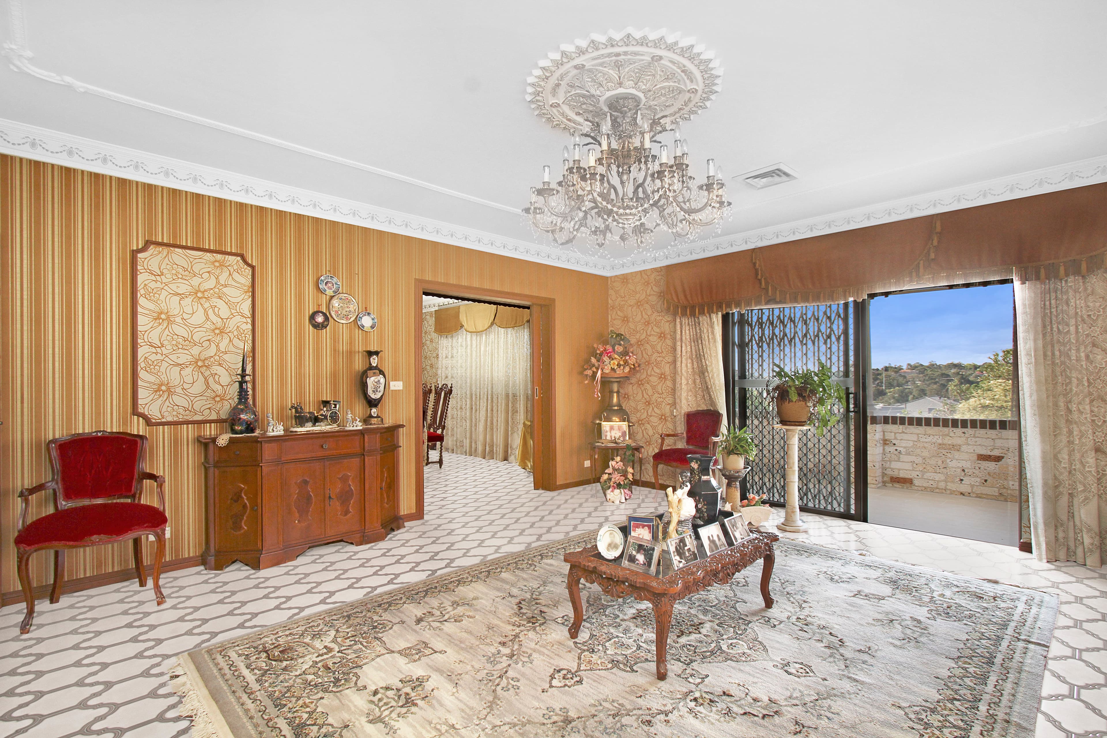 2 Laurina Avenue, Earlwood - Thumbnail 3