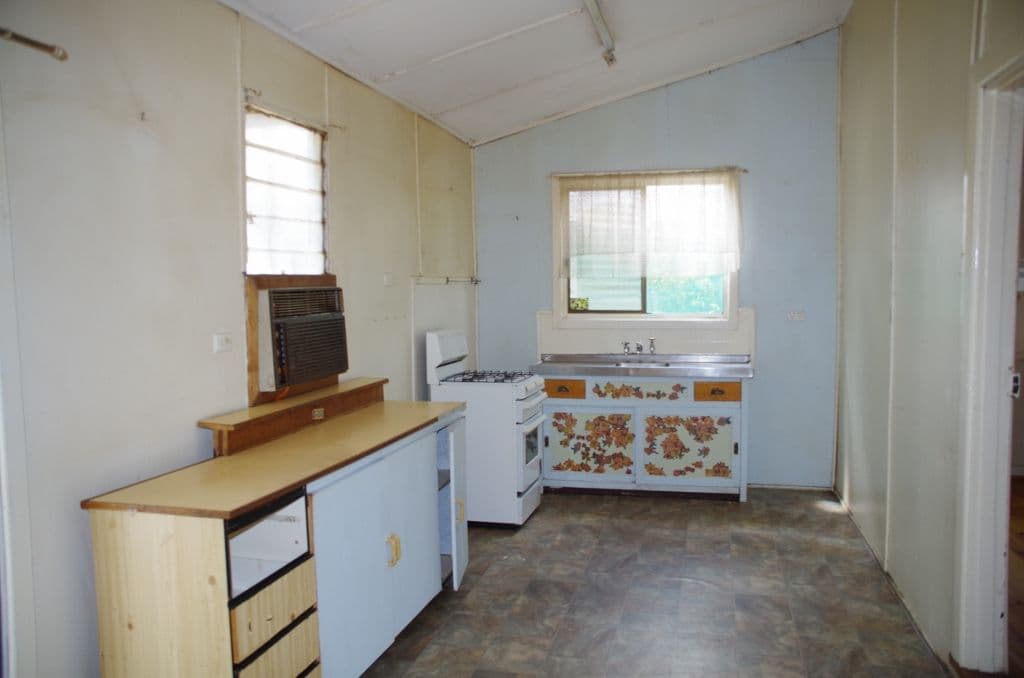 62 Eighteenth Street, Renmark SA 5341, Renmark - Thumbnail 2