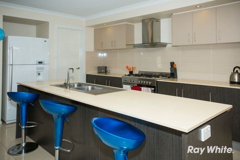 23 Pomegranate Way, PAKENHAM VIC 3810, Pakenham - Thumbnail 3