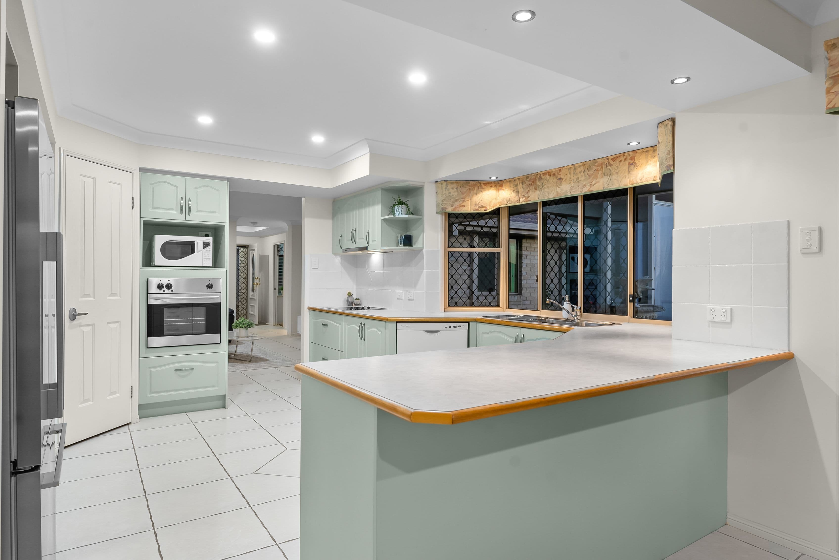 8 Samson Street, North Lakes QLD 4509, North Lakes - Thumbnail 4