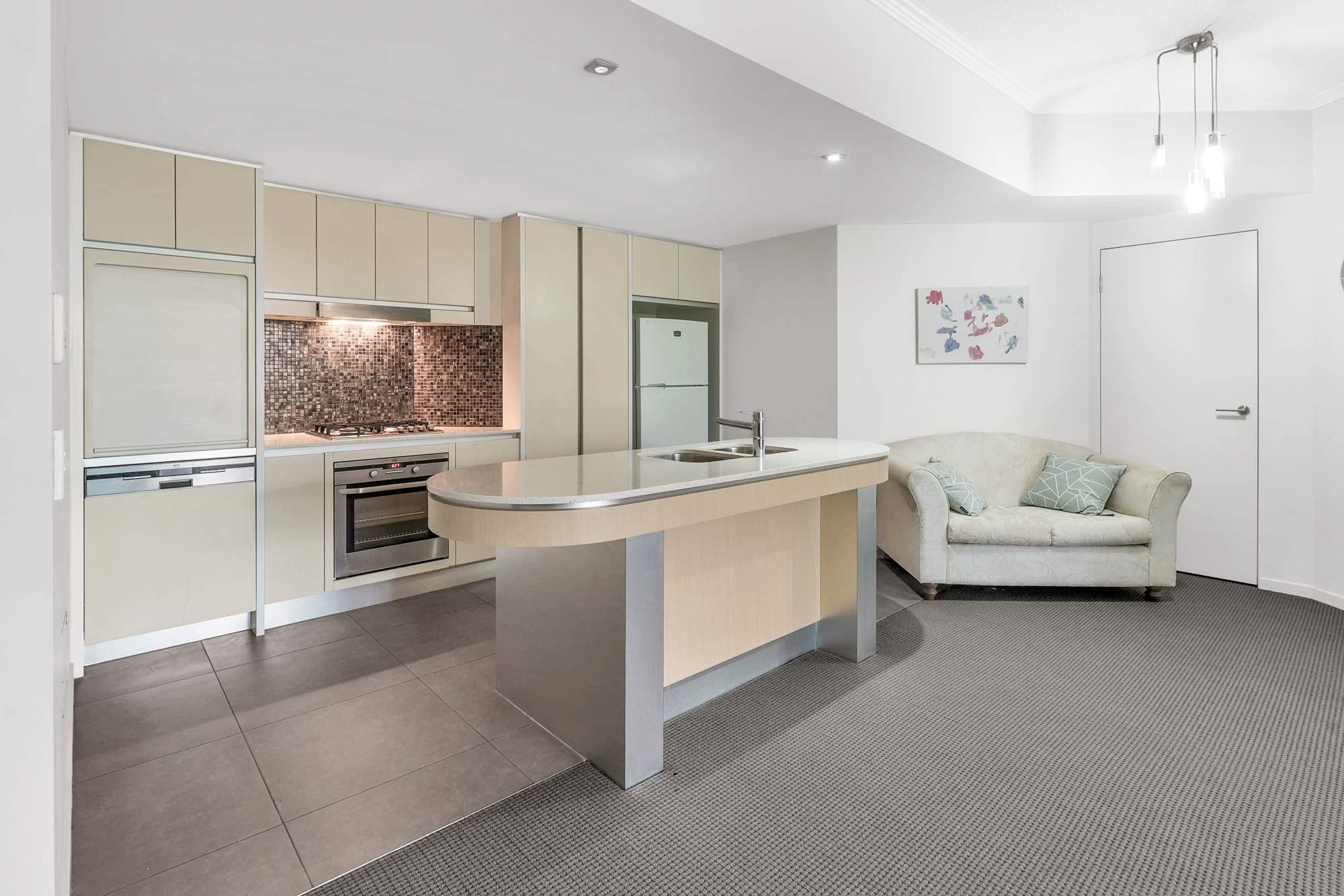 20-28 Bayview Street, Runaway Bay QLD 4216, Runaway Bay - Thumbnail 5