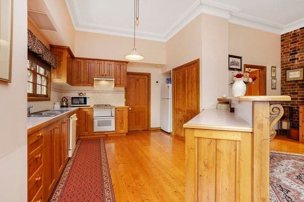 32 Chaucer Street, Hamilton VIC 3300, Hamilton - Thumbnail 2