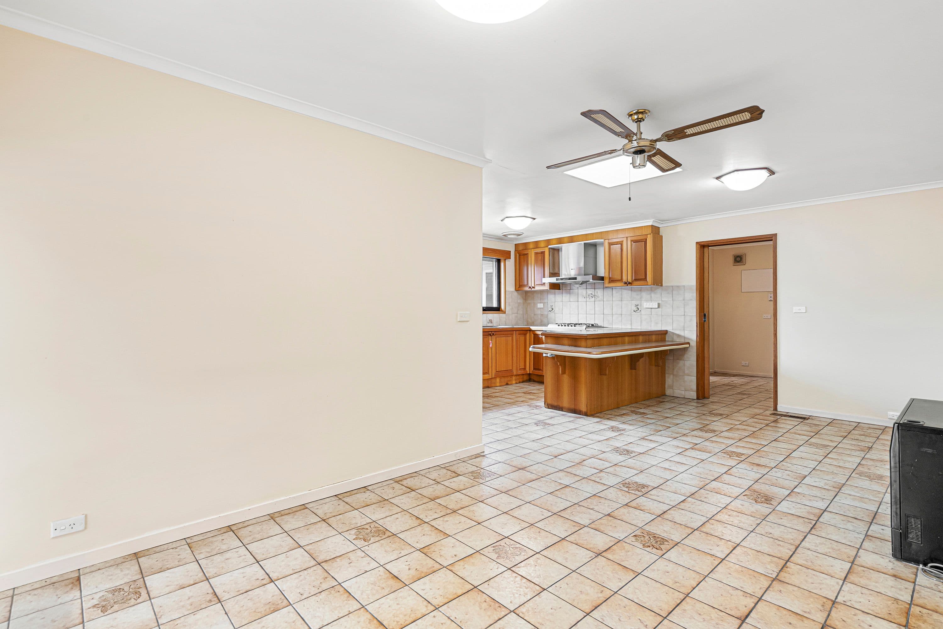 25 Alderbrook Avenue, Mulgrave VIC 3170, Mulgrave - Thumbnail 4