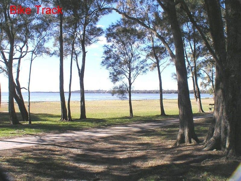 20 Hinemoa Avenue, KILLARNEY VALE NSW 2261, Killarney Vale - Thumbnail 5