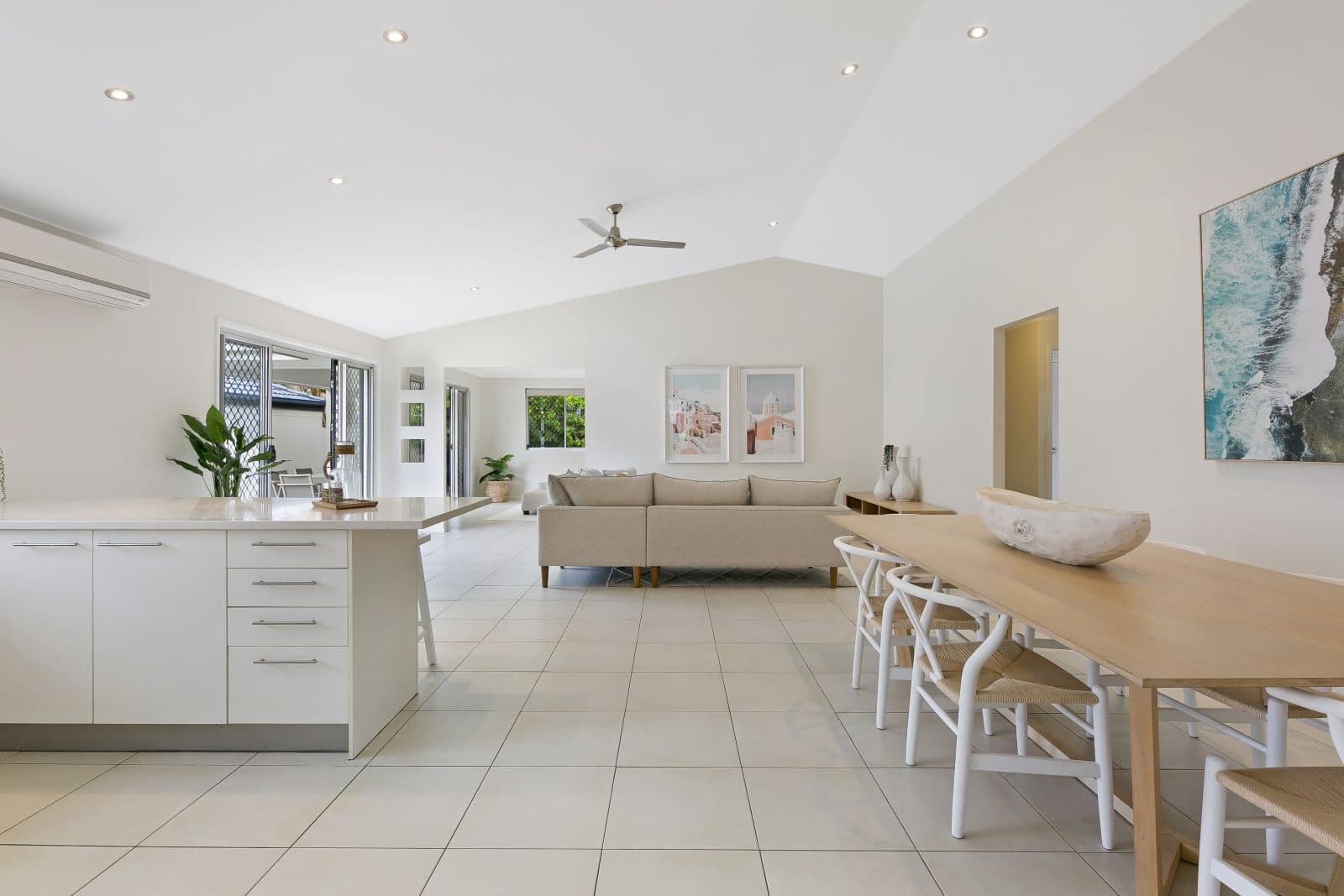 6 Oxford Court, Robina QLD 4226, Robina - Thumbnail 2