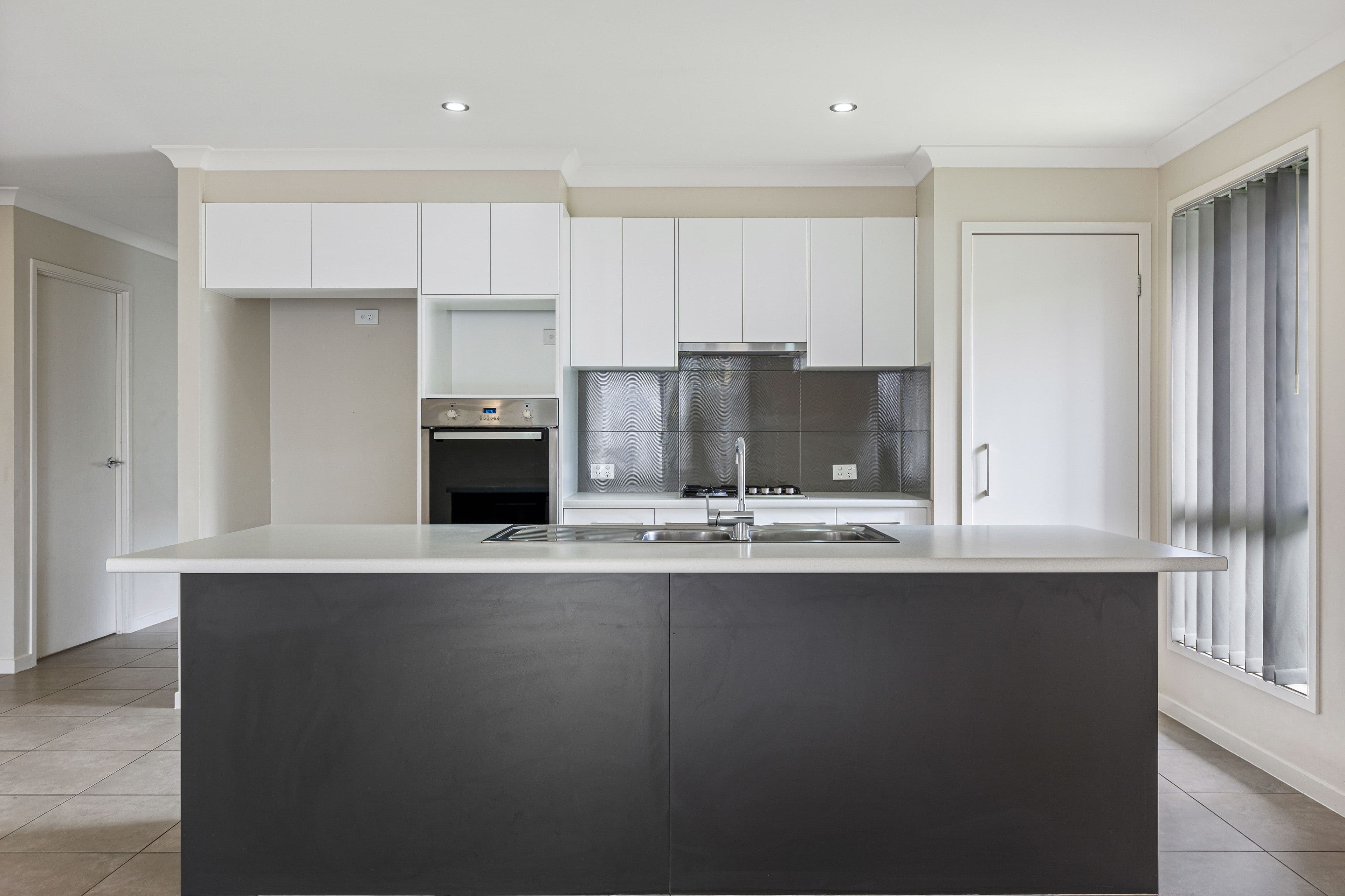 4 Brampton Crescent, Mountain Creek QLD 4557, Mountain Creek - Thumbnail 2