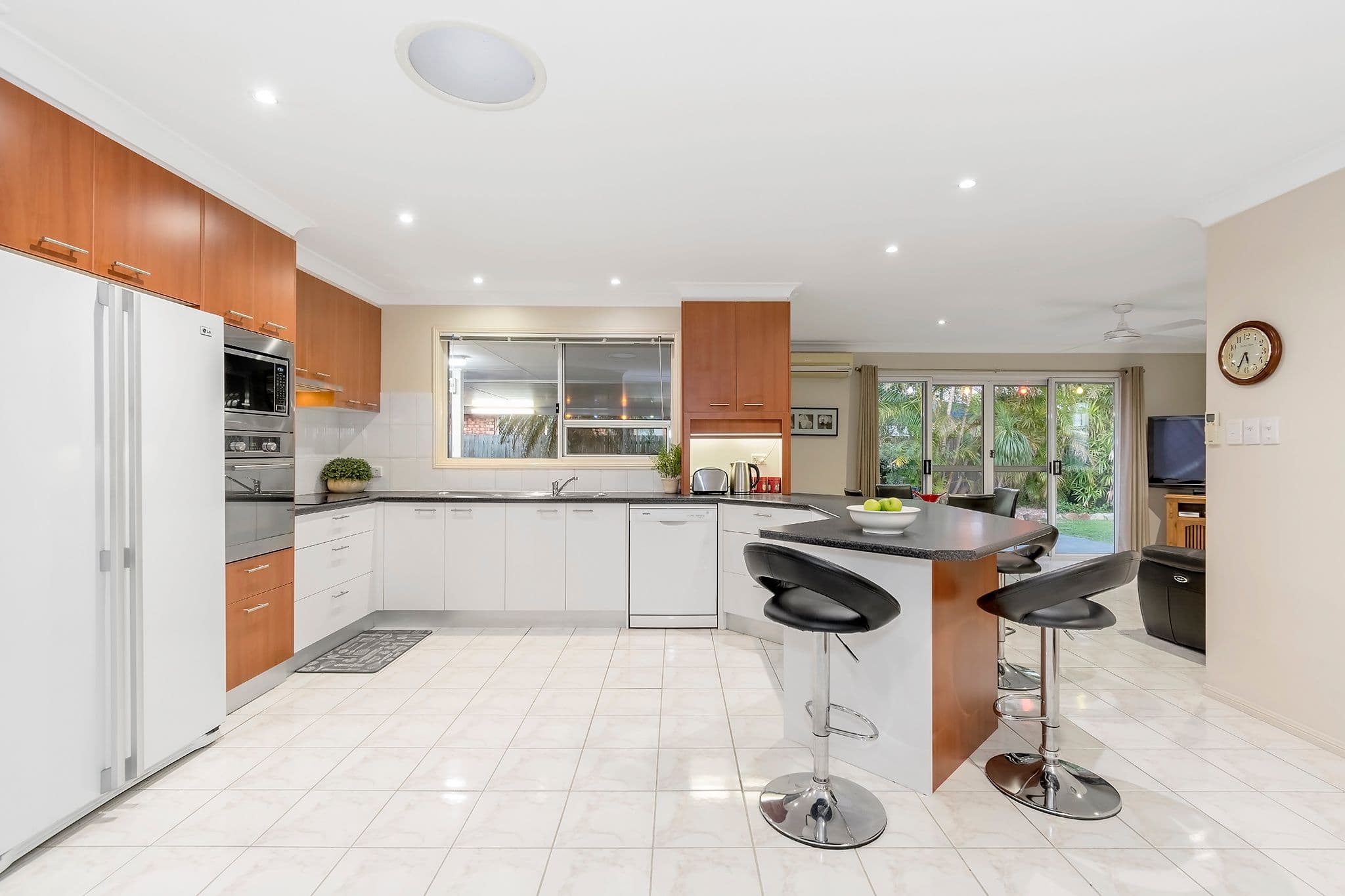 9 Manatoka Place, Ormeau QLD 4208, Ormeau - Thumbnail 3